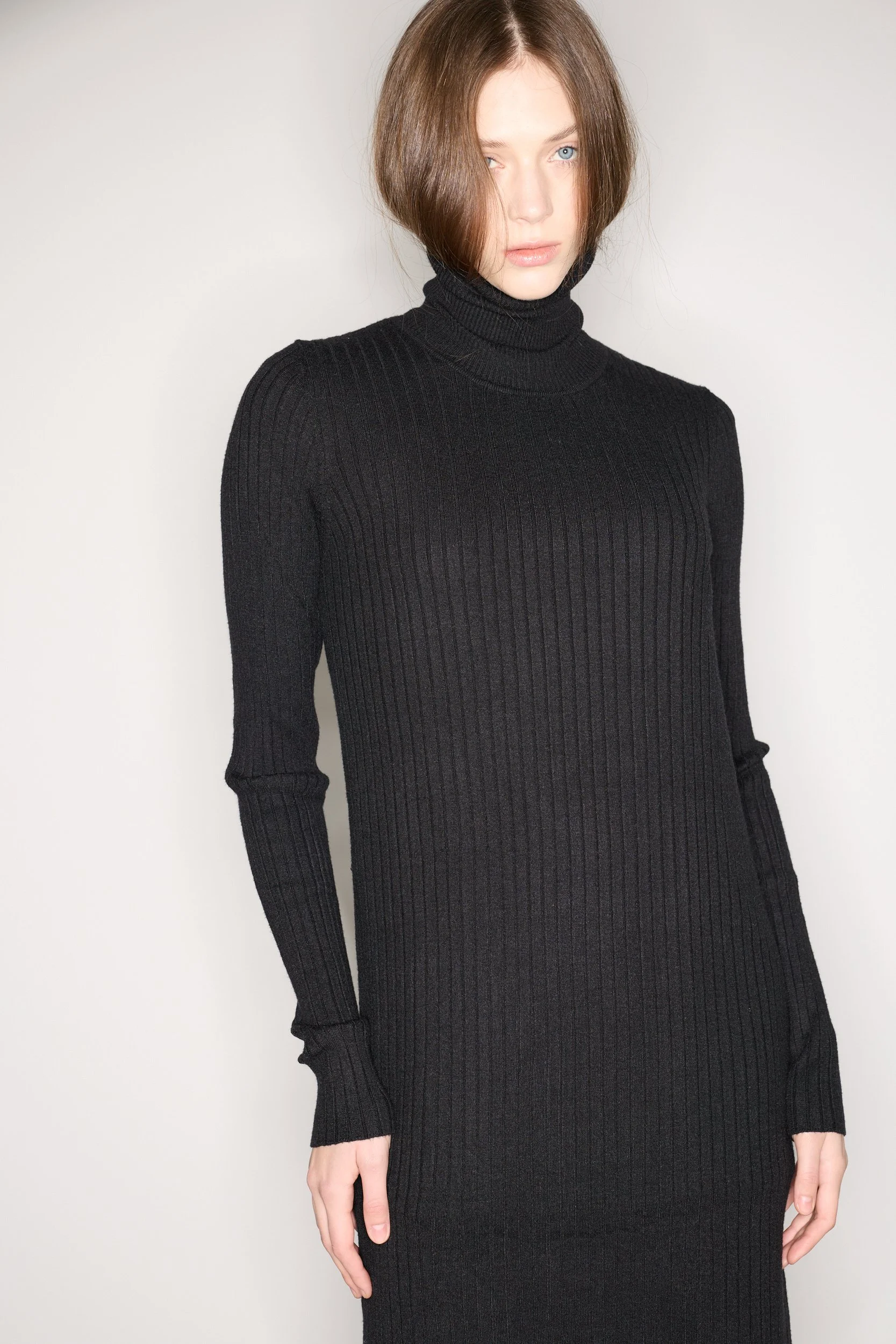 STUDIO CUT FW25_33074.jpg