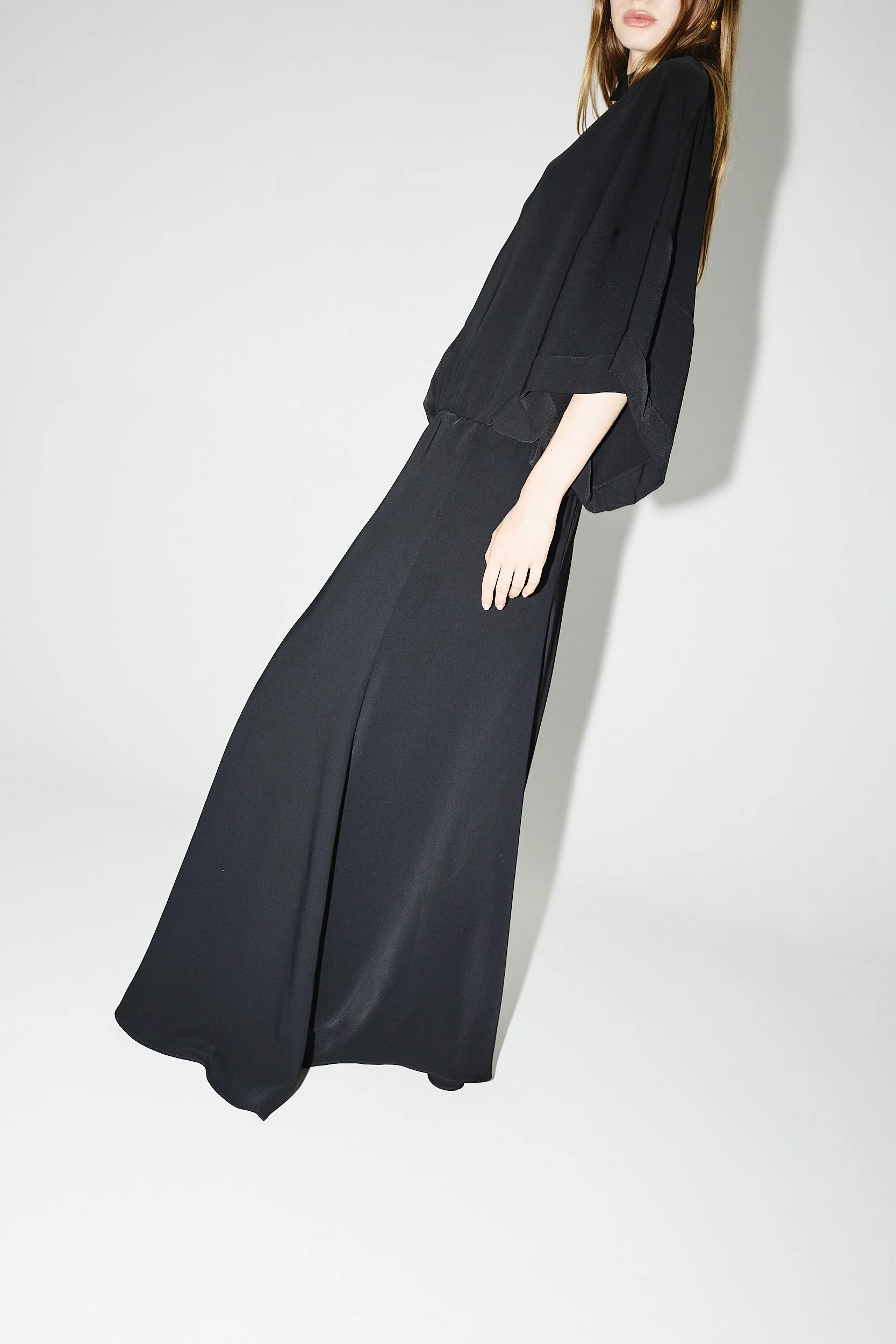 STUDIO CUT RESORT260045.jpg