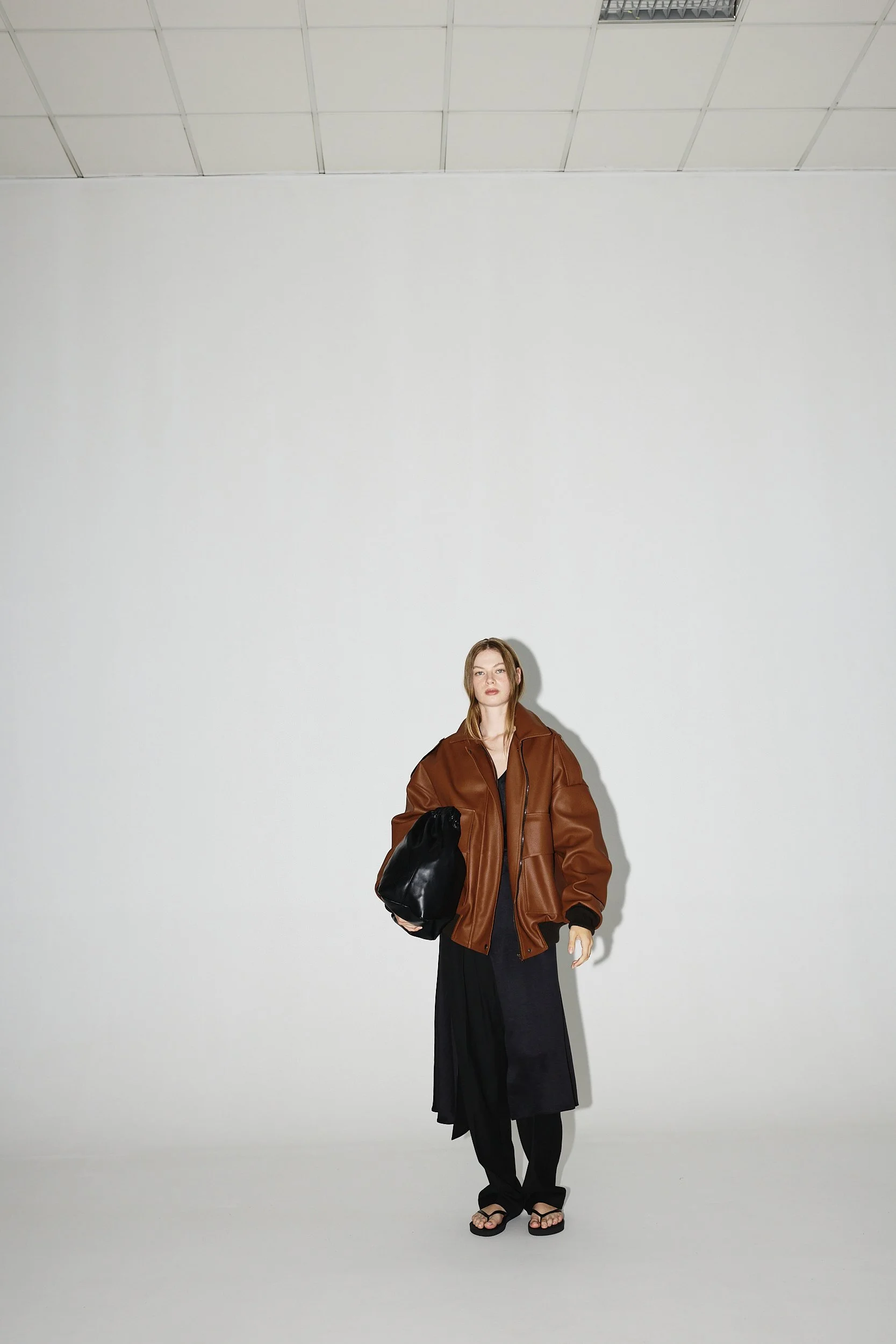 STUDIO CUT RESORT260060 4.jpg