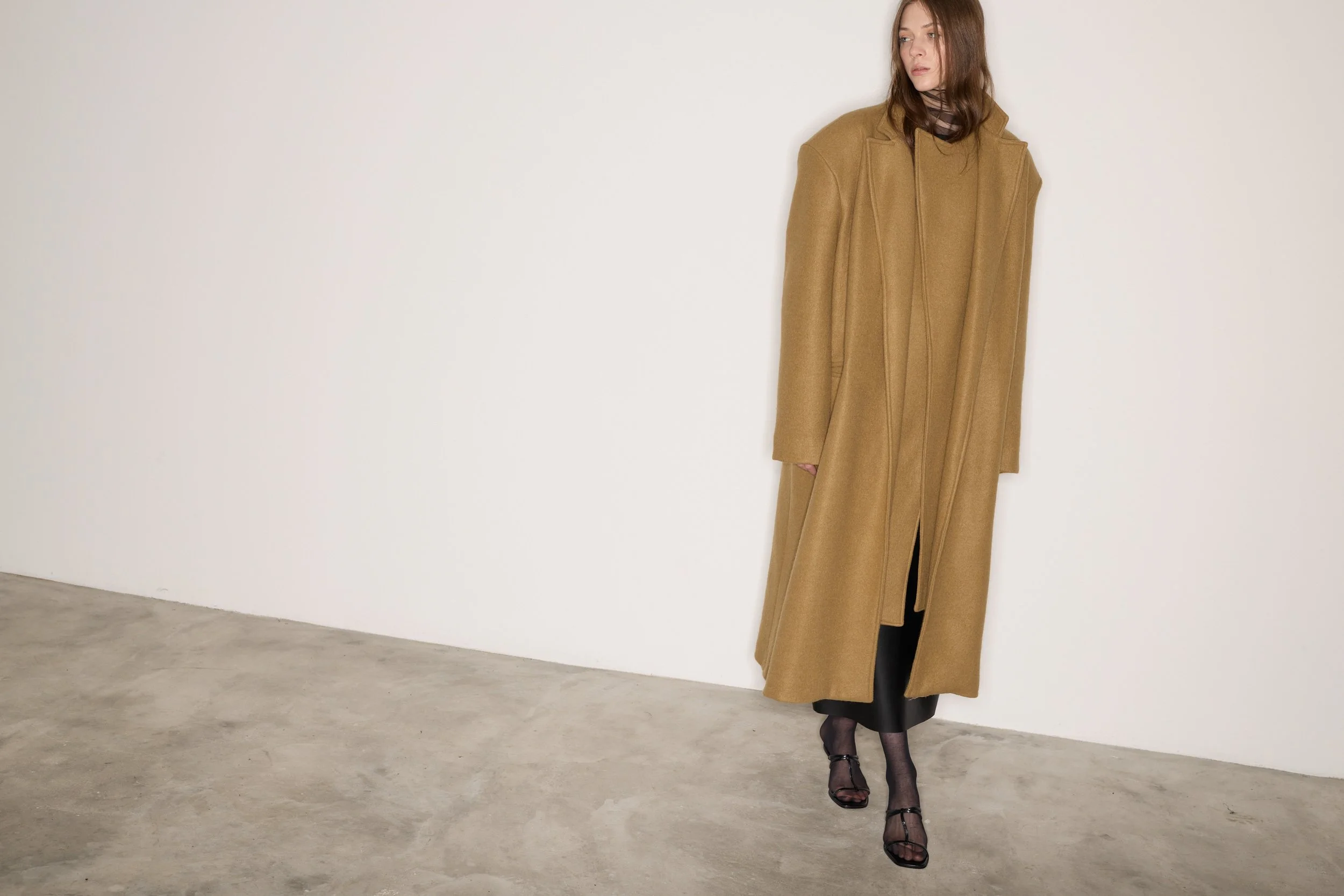 STUDIO CUT FW25_34407.jpg