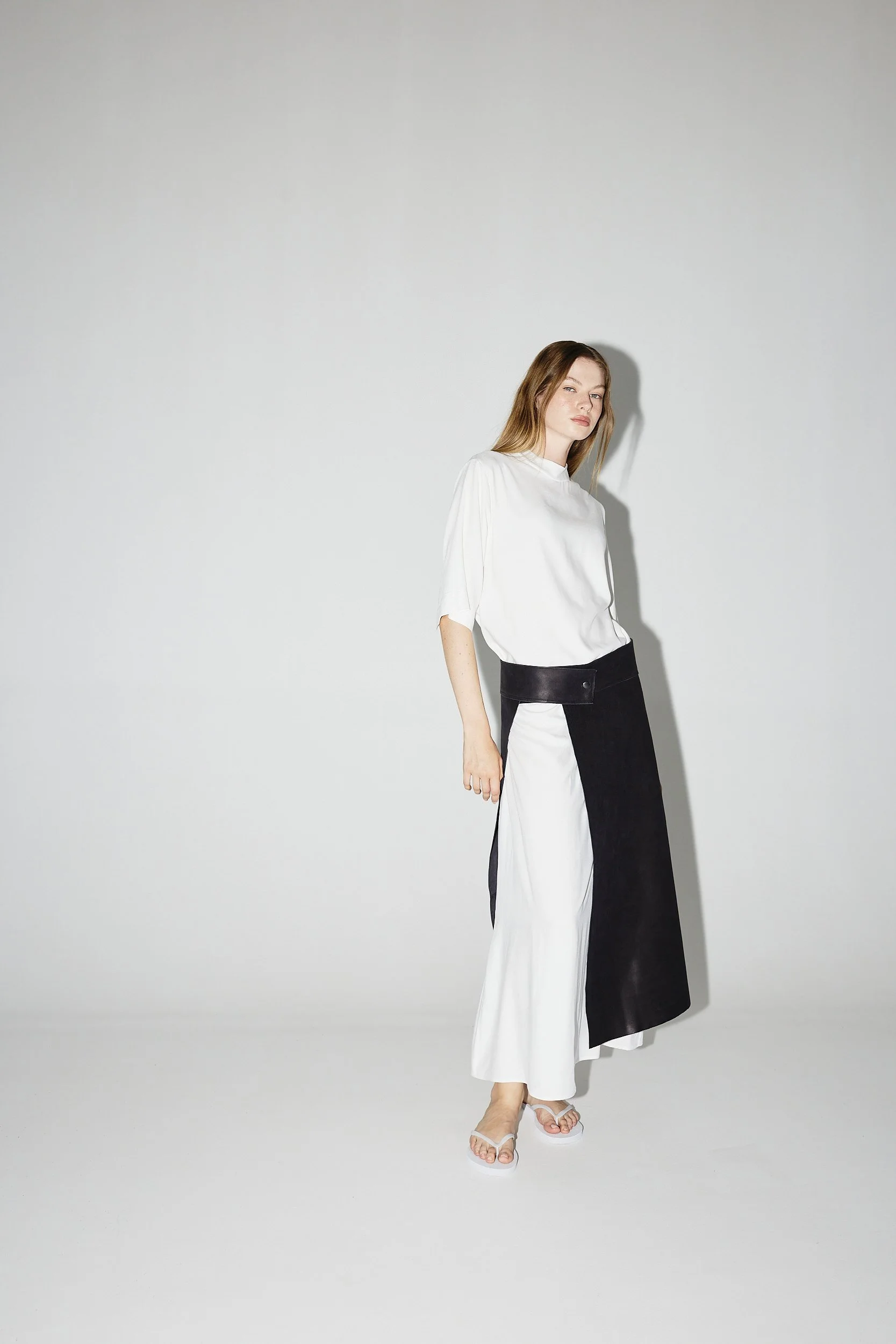 STUDIO CUT RESORT260094 3.jpg