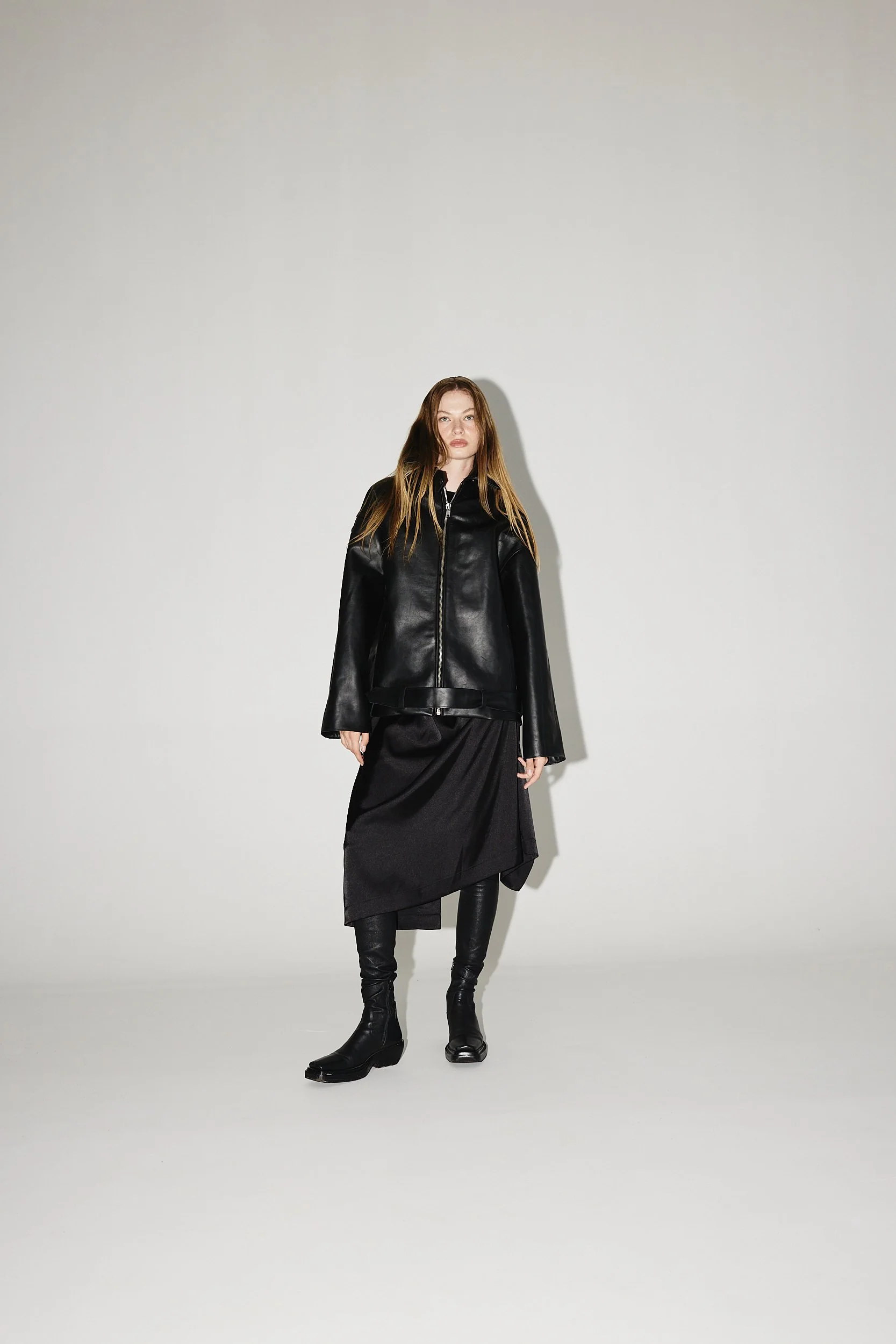 STUDIO CUT RESORT260153 1.jpg