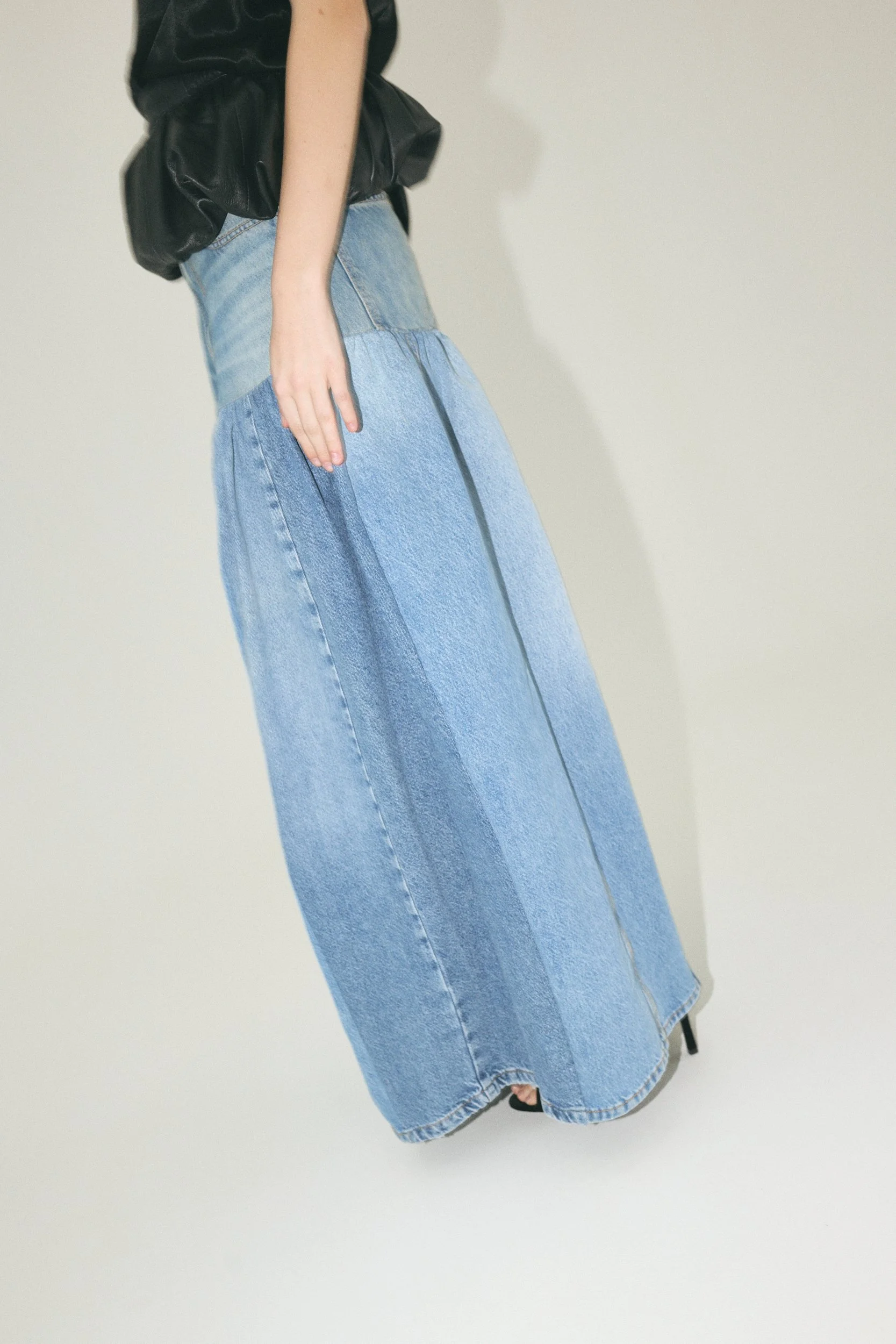 STUDIO CUT FW264202.jpg