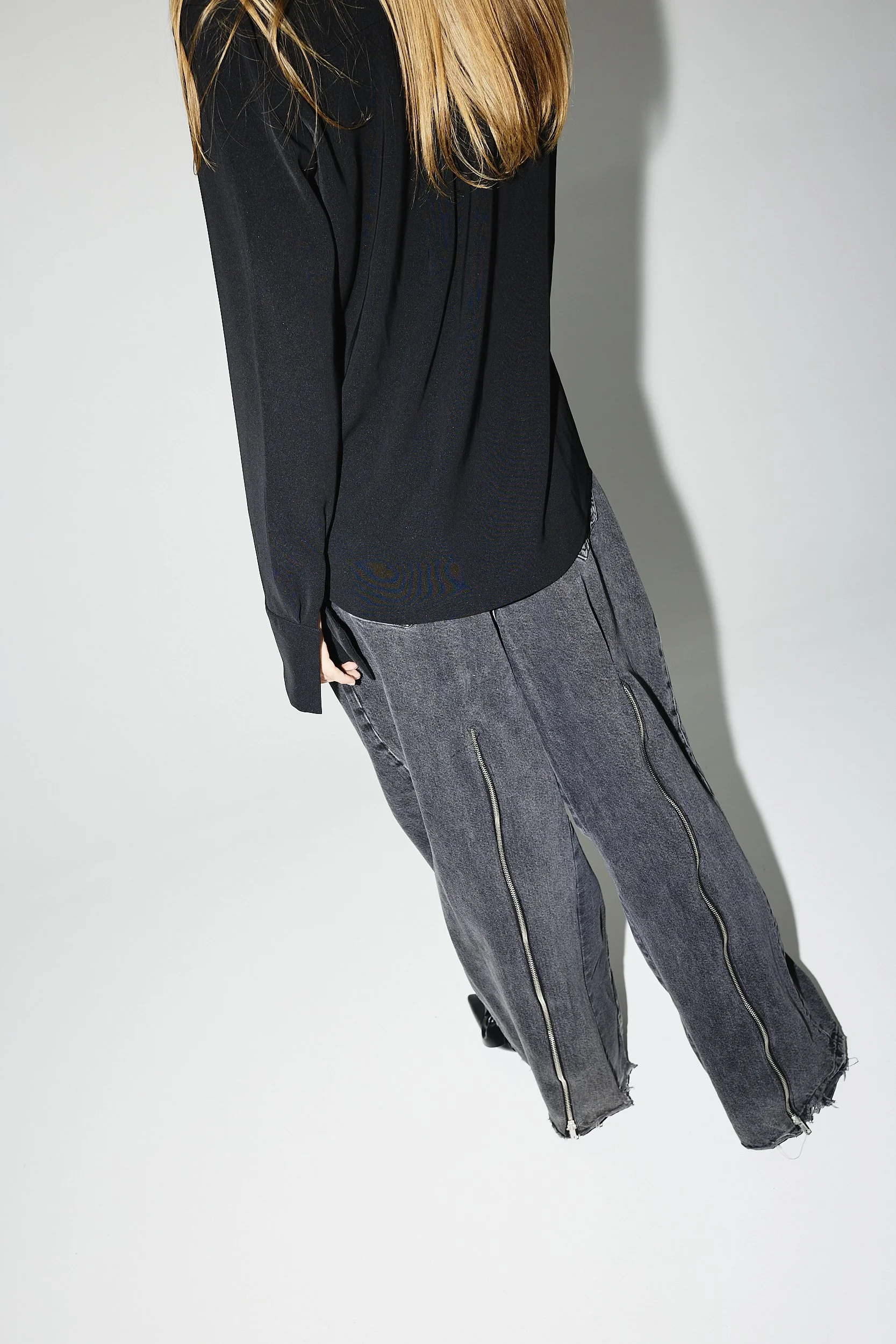 STUDIO CUT RESORT267680.jpg
