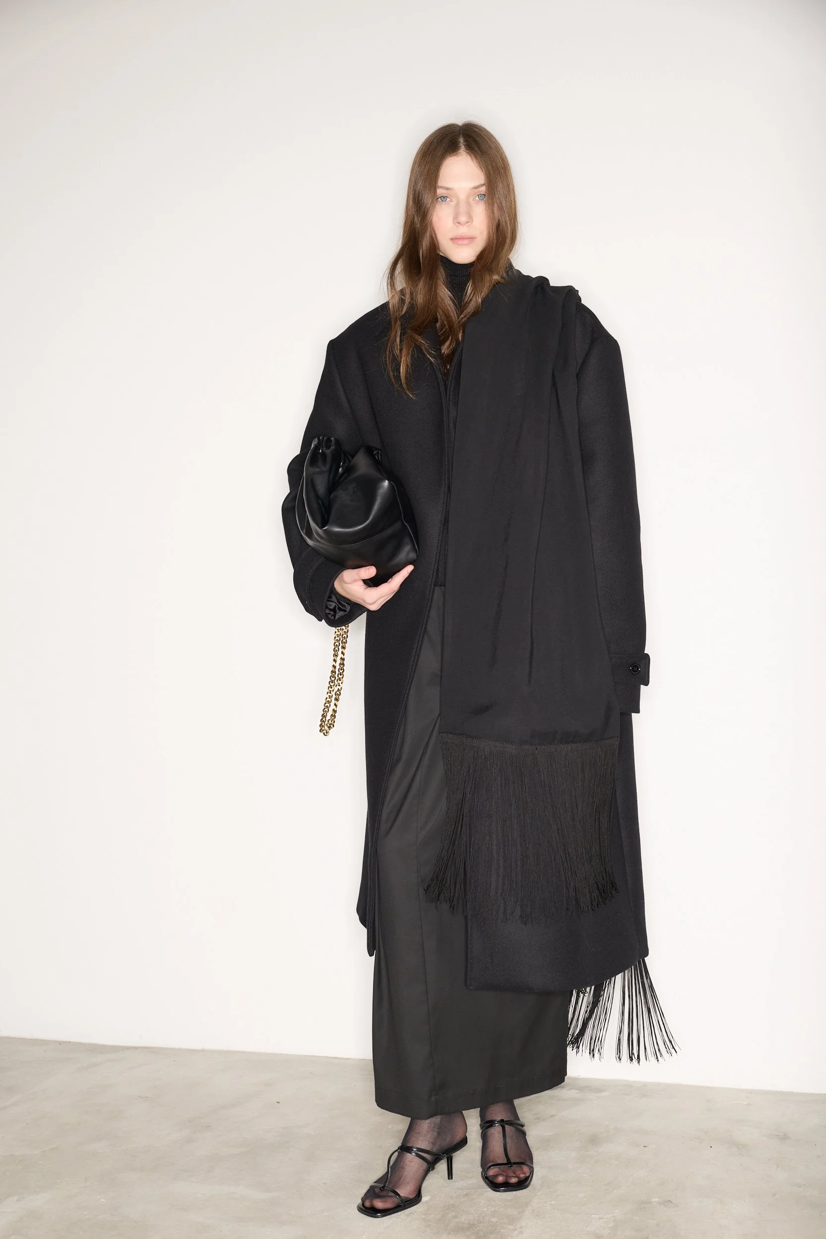 STUDIO CUT FW25_34200.jpg