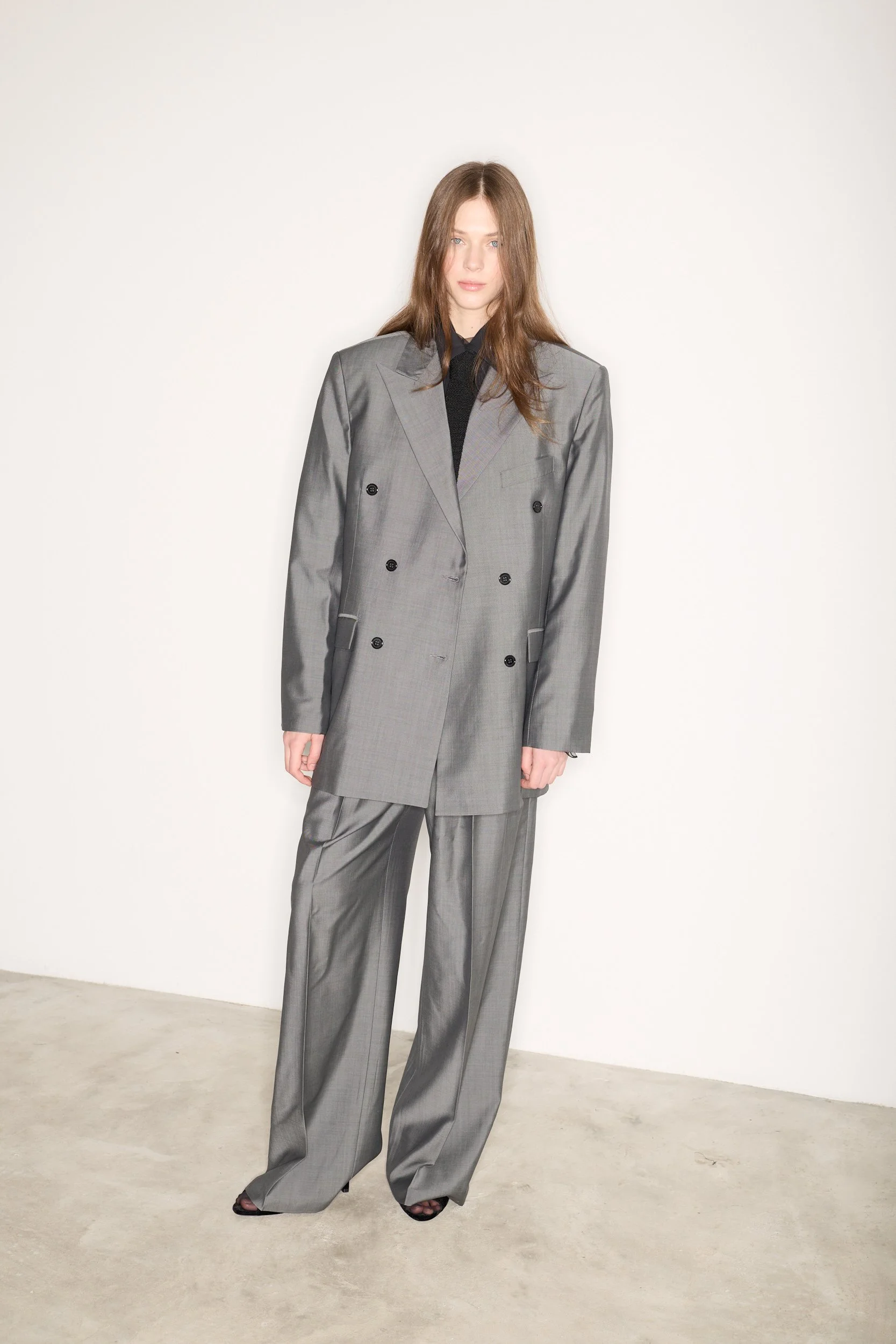 STUDIO CUT FW25_33803.jpg