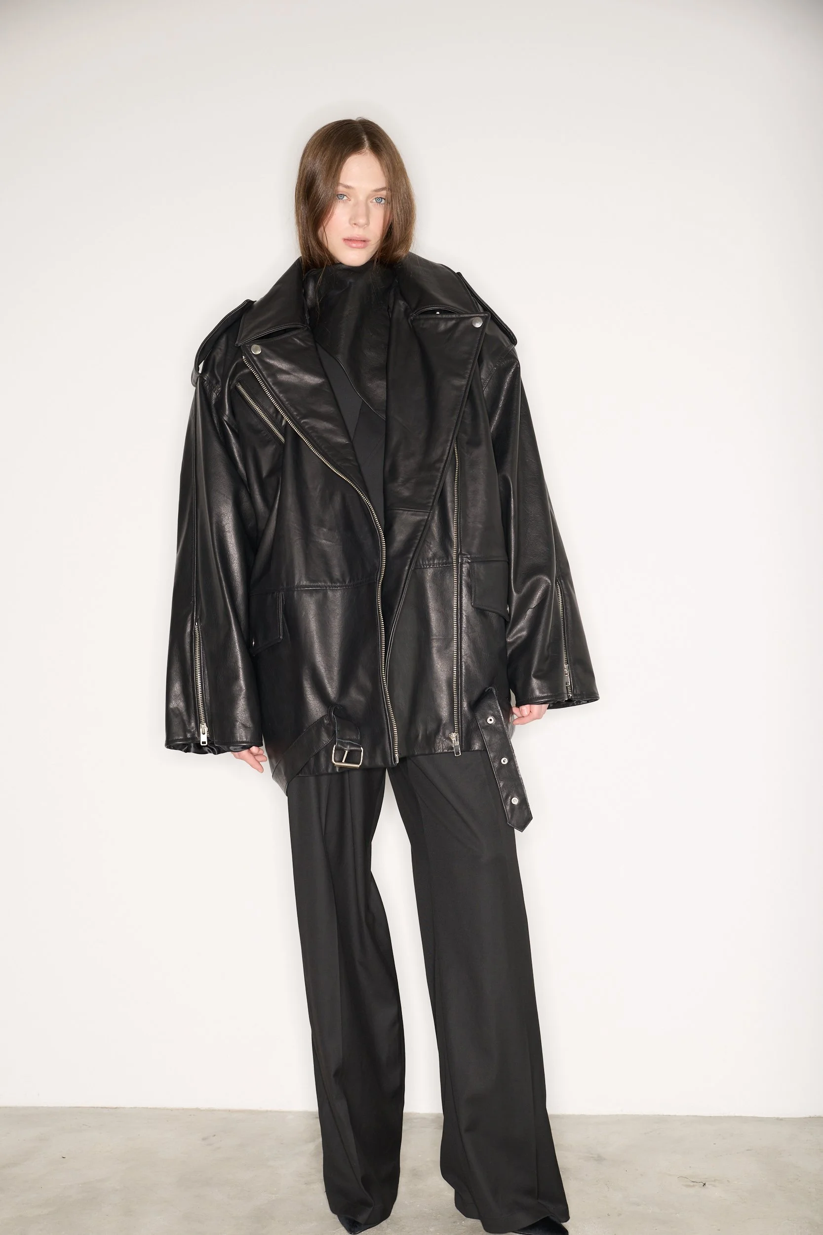 STUDIO CUT FW25_33898.jpg