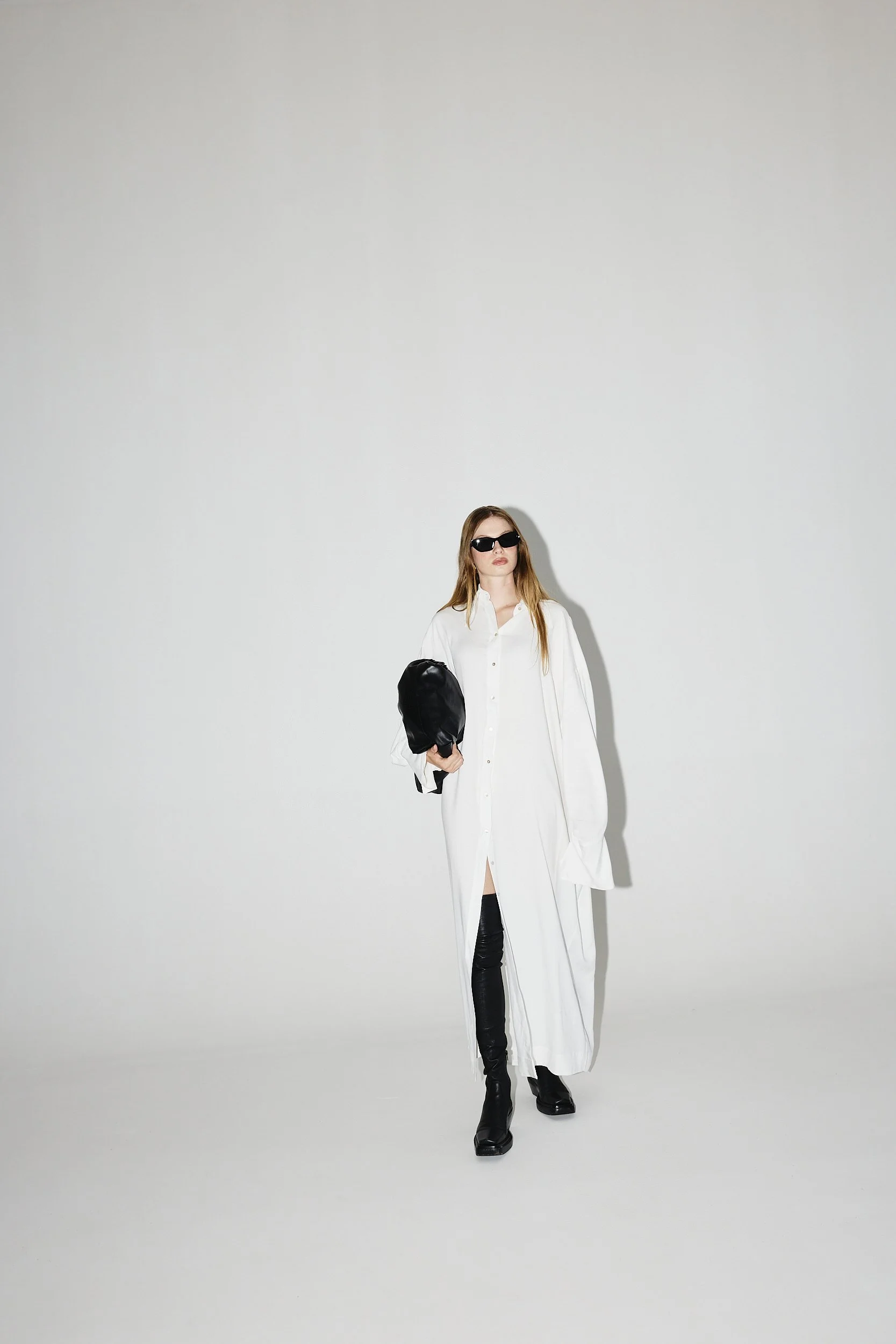 STUDIO CUT RESORT260092 1.jpg