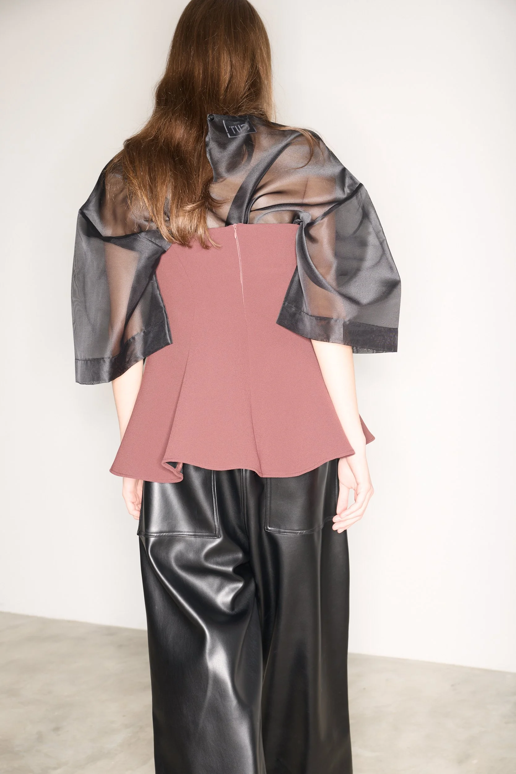 STUDIO CUT FW25_33553.jpg