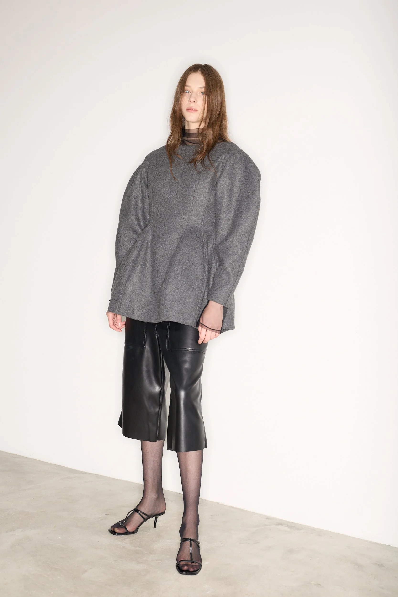 STUDIO CUT FW25_33359.jpg