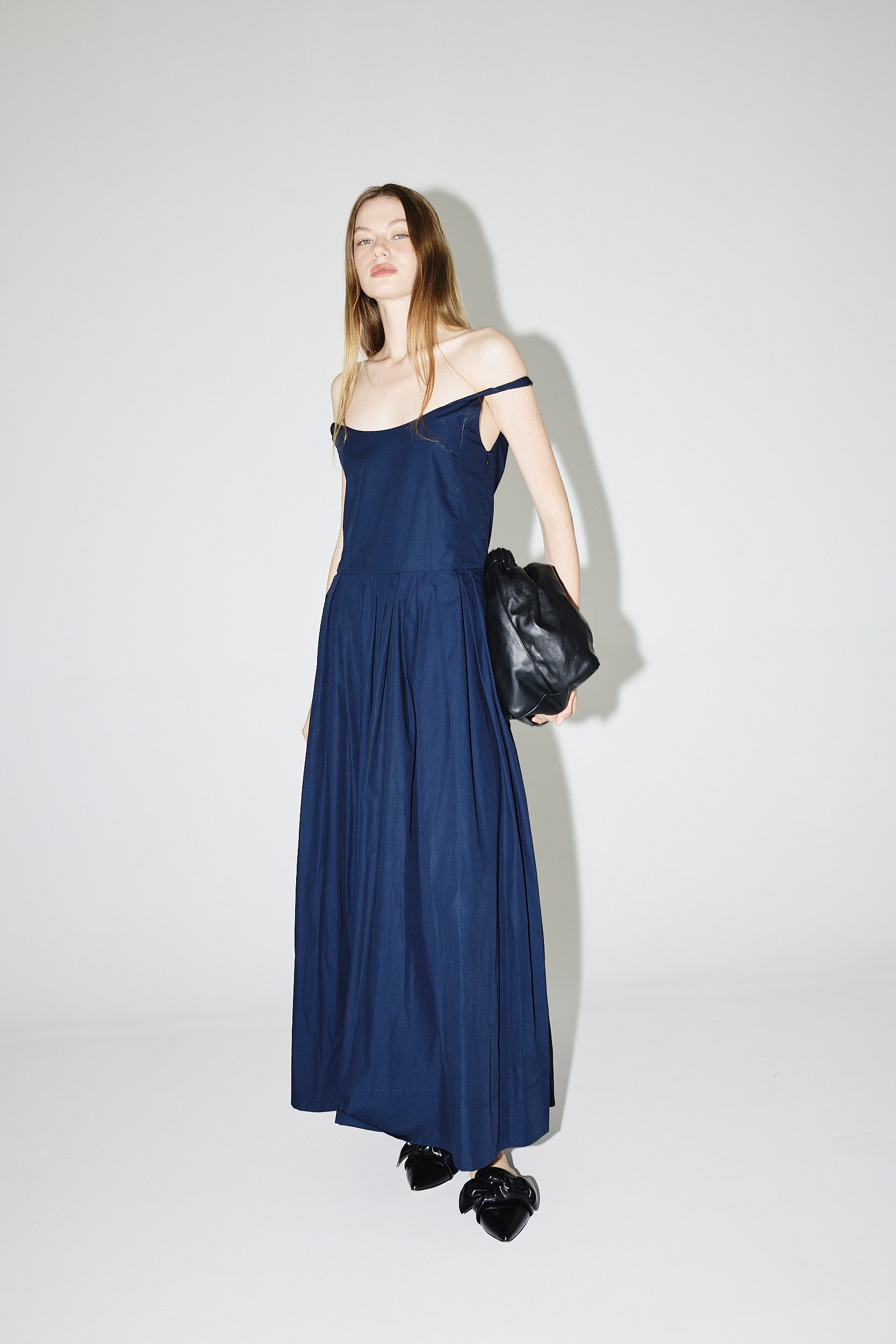 STUDIO CUT RESORT260196 3.jpg