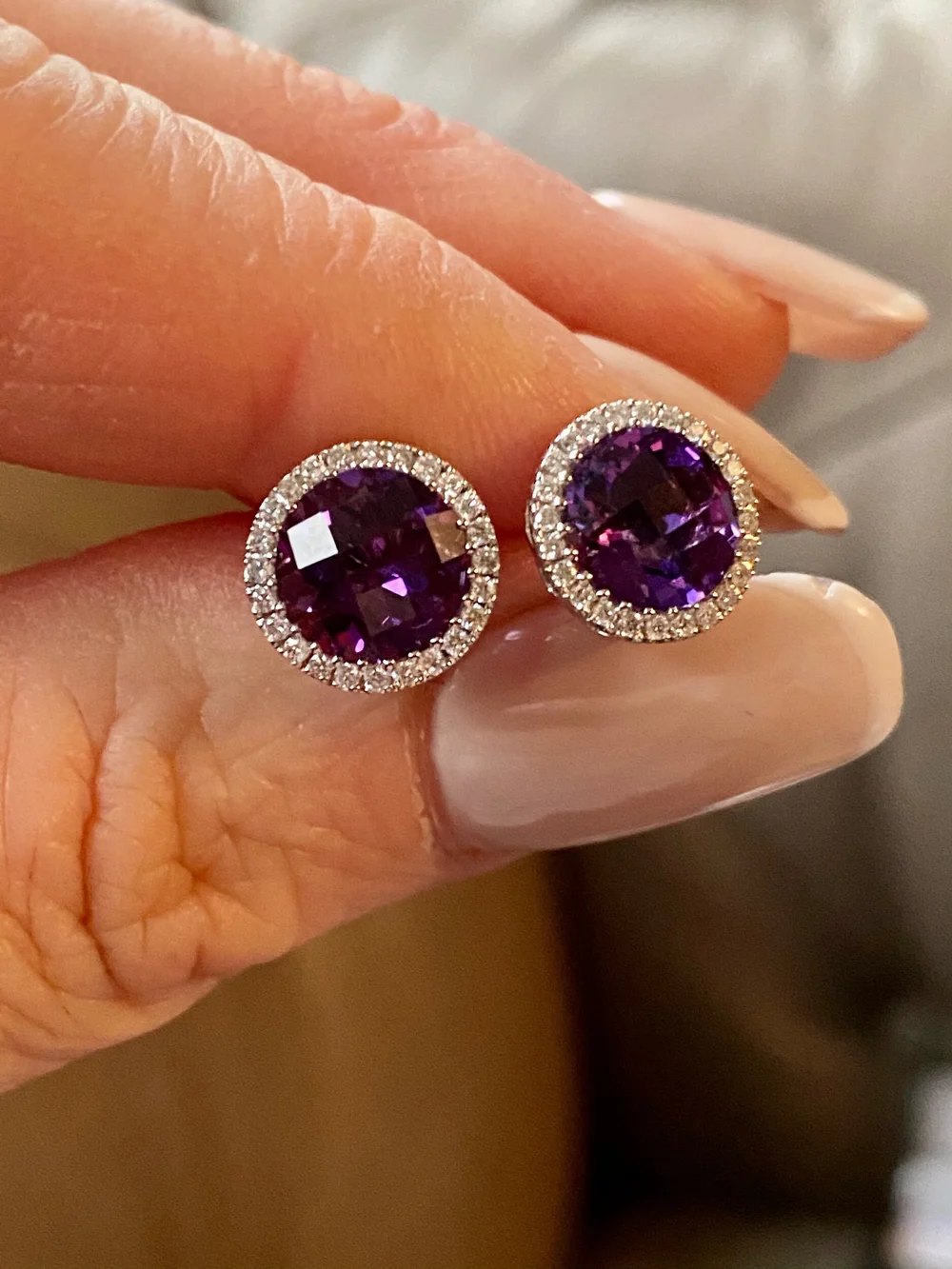 Amethyst stud earrings deals