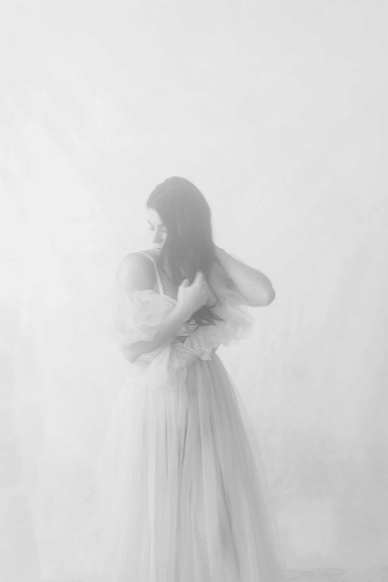 dreamy denver maternity session in tulle dress