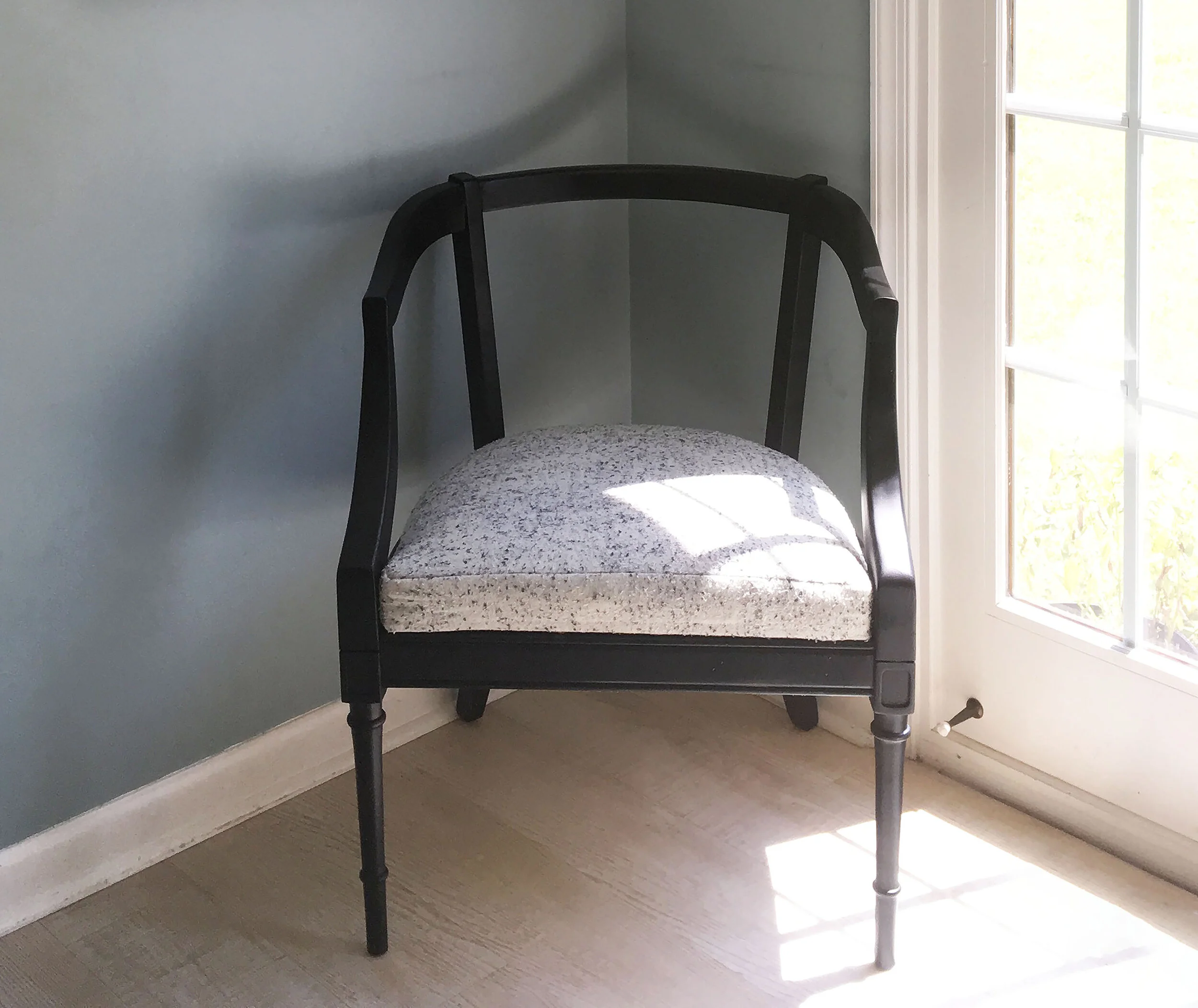 chair.jpg