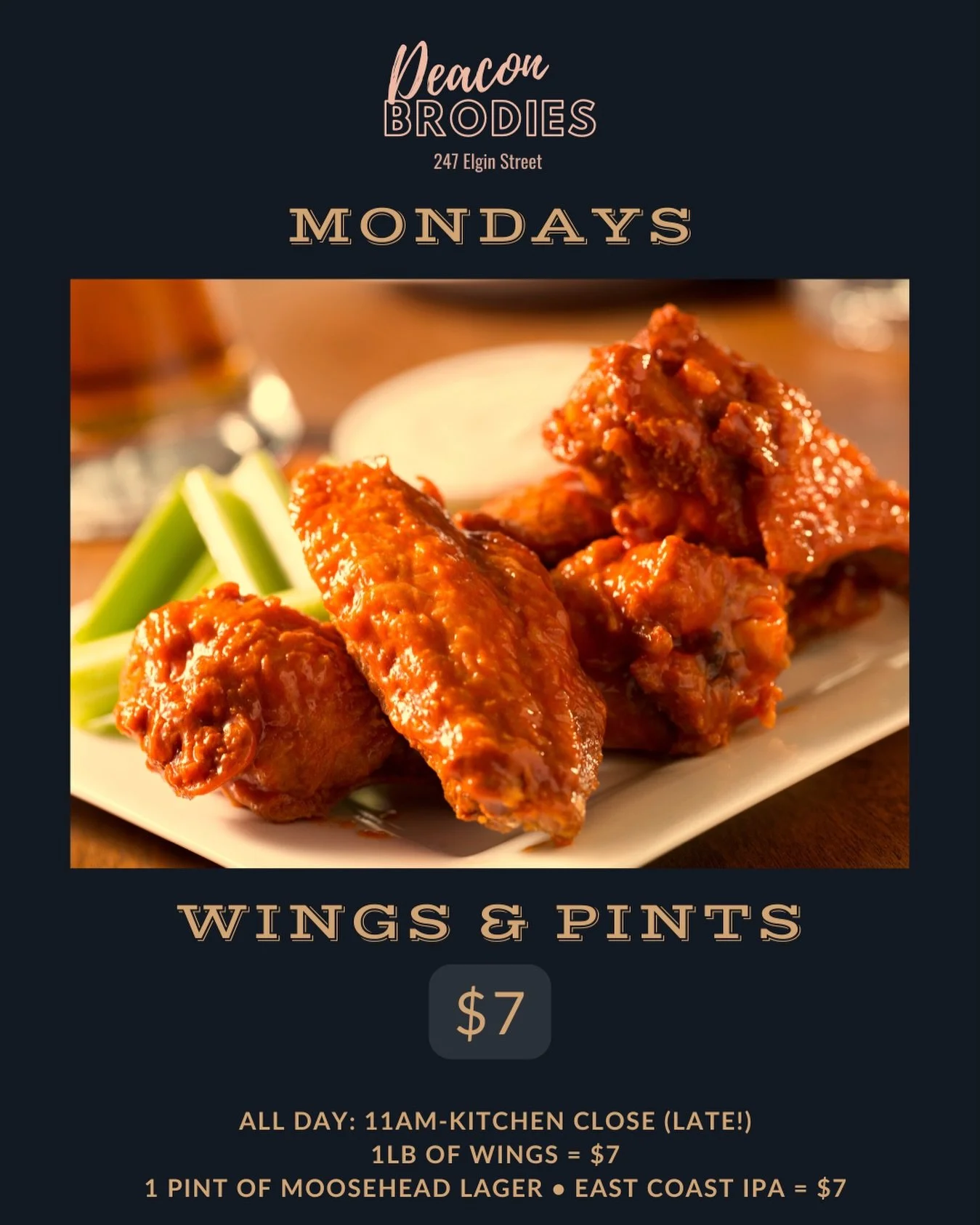 1lb of wings + a pint of Moosehead Lager or East Coast IPA for just $14.

Or grab either one for $7.

All day from 11AM until the kitchen closes.
247 Elgin Street.

#MyOttawa #OttawaEats #613wings #OttawaSpecials #iDigElgin