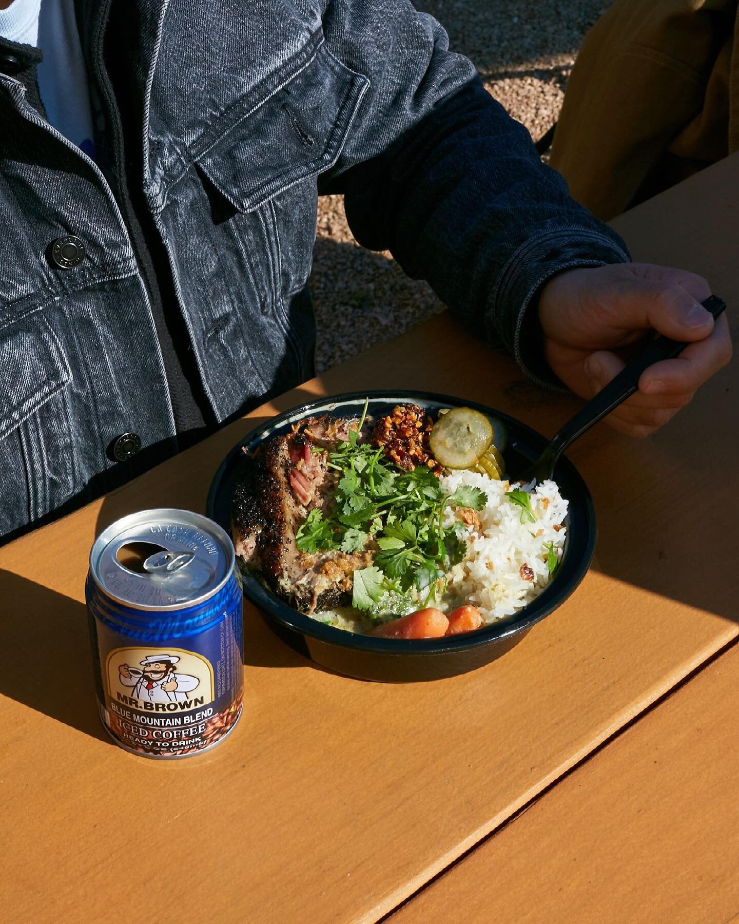 Life Pro Tip: Bring your boss or manager to Curry Boys BBQ for lunch to firmly establish yourself as the &ldquo;cool&rdquo; person in your office. 💼📈

📸: @mackenzie.smithkelley