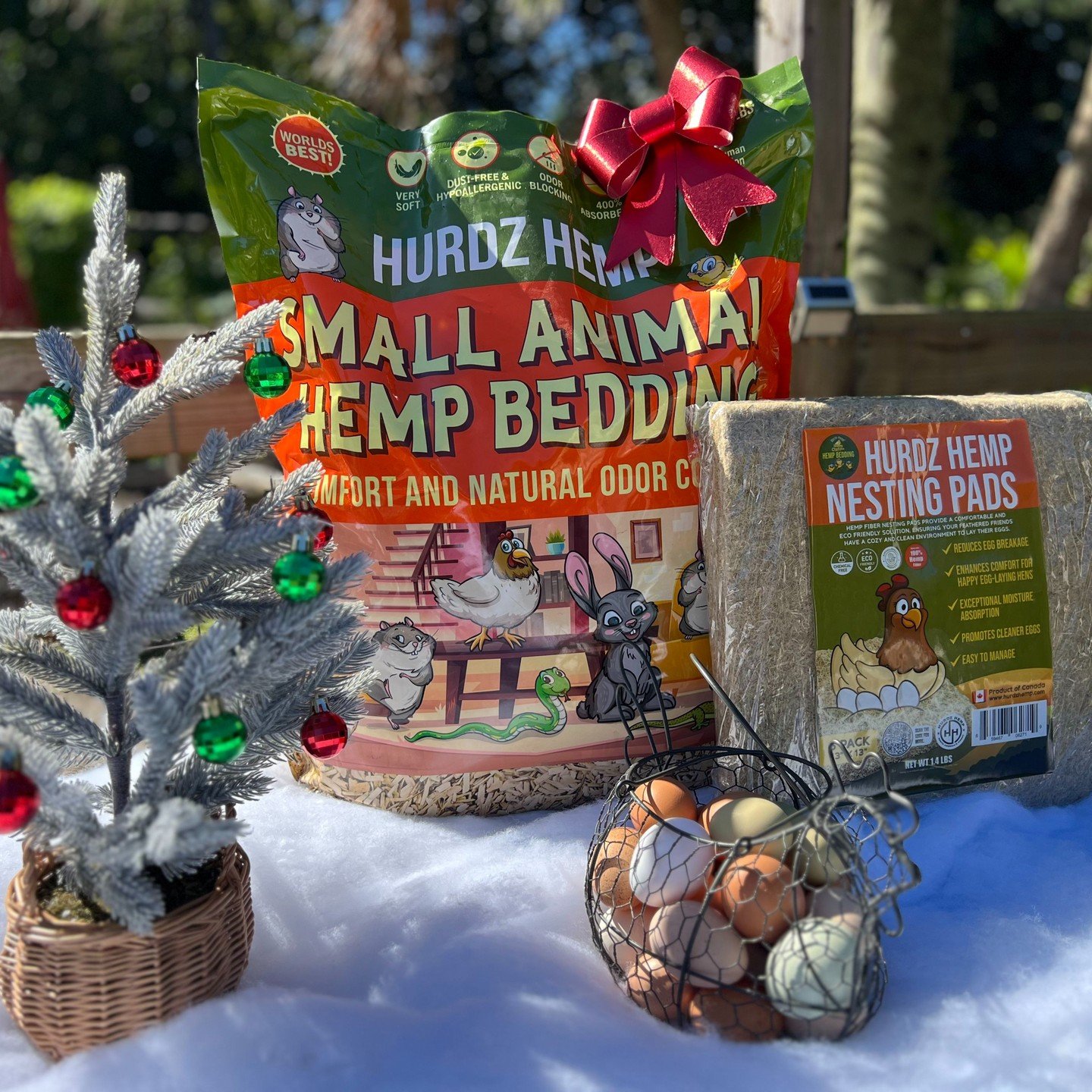 🎄 Santa Approved! Hurdz Hemp Holiday Bundles make the perfect gift for animal lovers. 🐾 From cozy bedding to herbal treats, we&rsquo;ve got everything to make their holidays extra special. ✨ Order today for a stress-free gifting season!
Shop link i