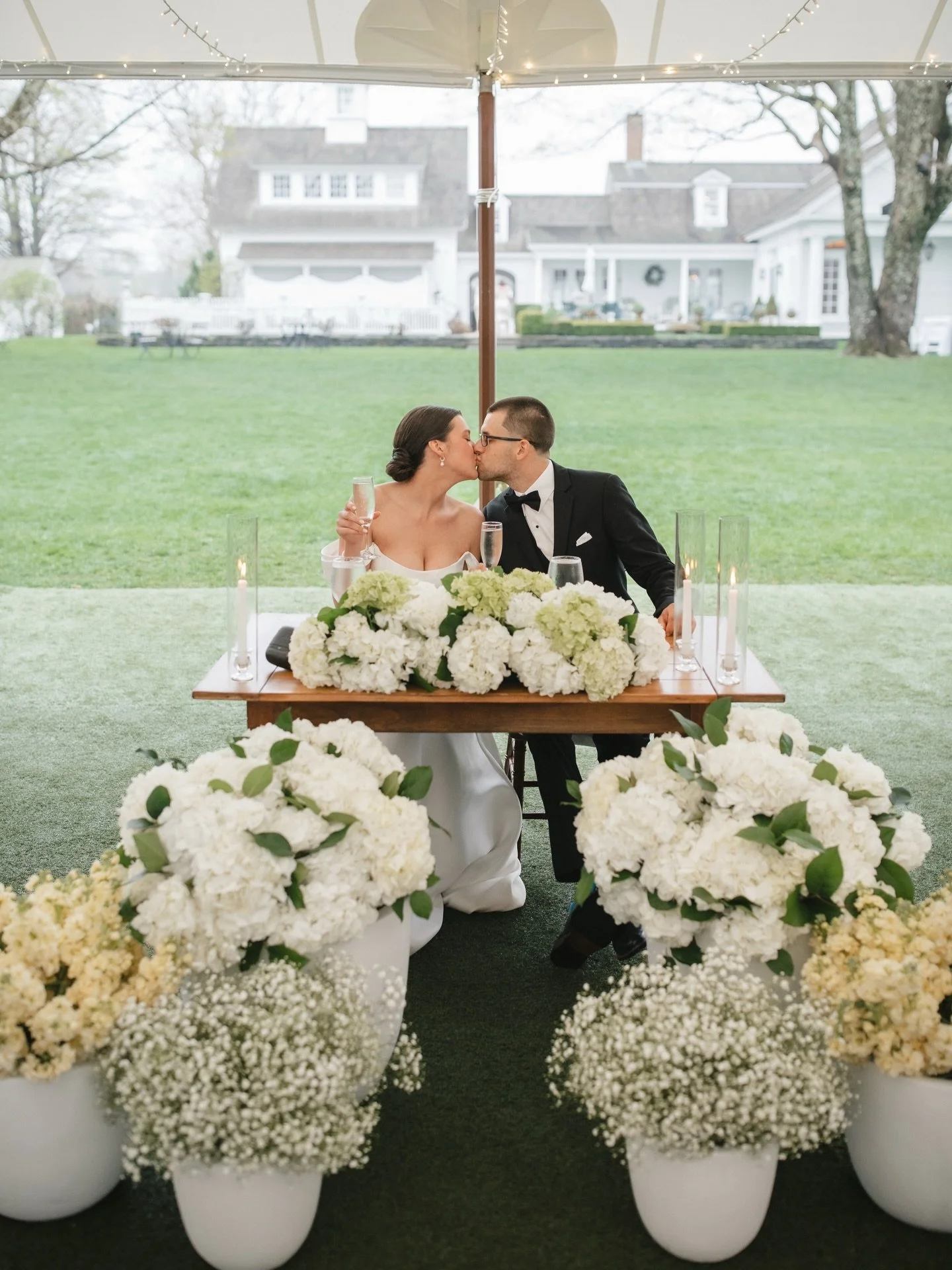 Happy 1st Anniversary to Bria + Austin 🫶🏻 

This day was beaming with smiles and fun energy from morning till night despite the uncooperative weather. Thanks to the loveliest vendor team who made it possible to do their outdoor ceremony at the last