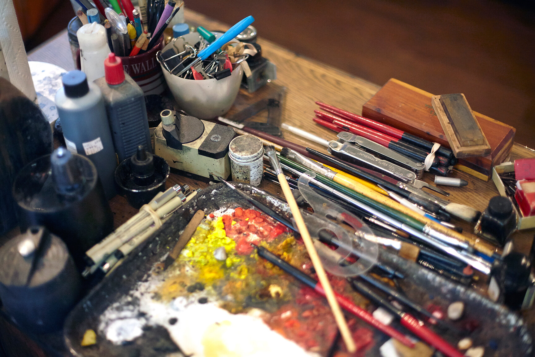   Tabouret near Unruh’s drawing board held the tools of his trade.  