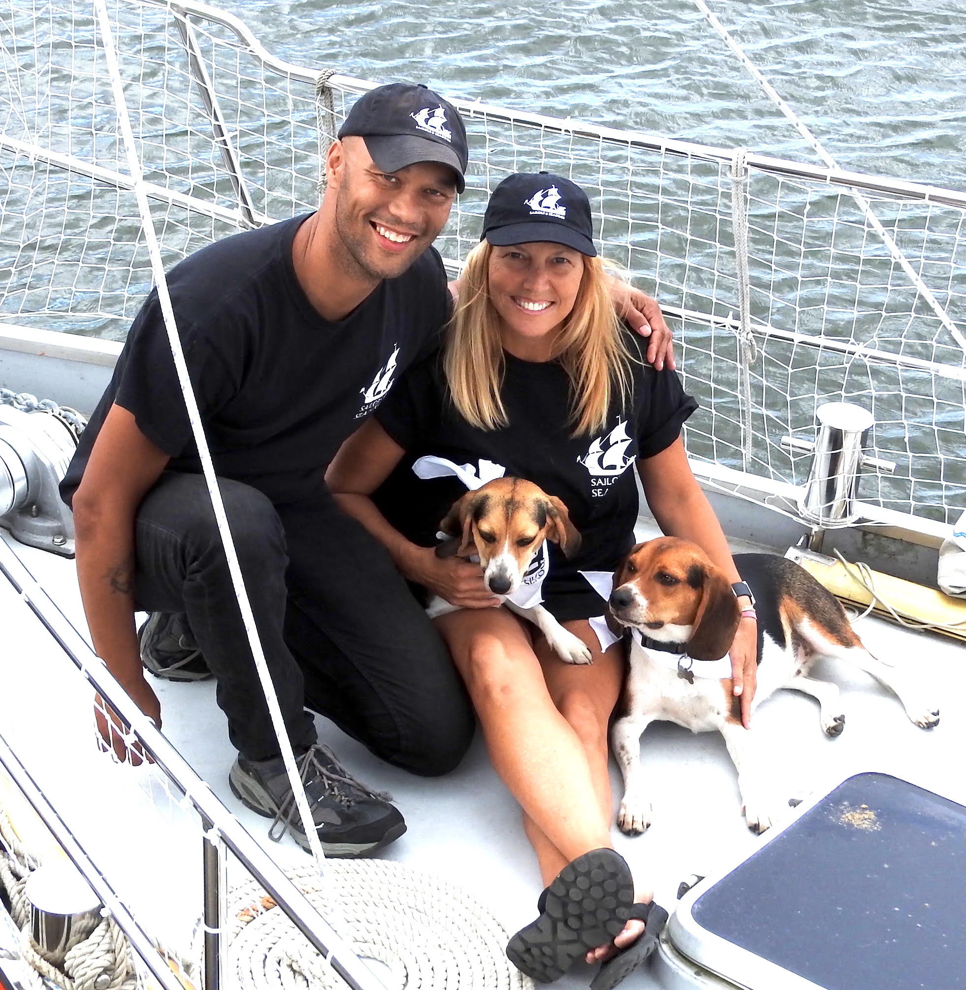 My new favorite guide to sailing with dogs