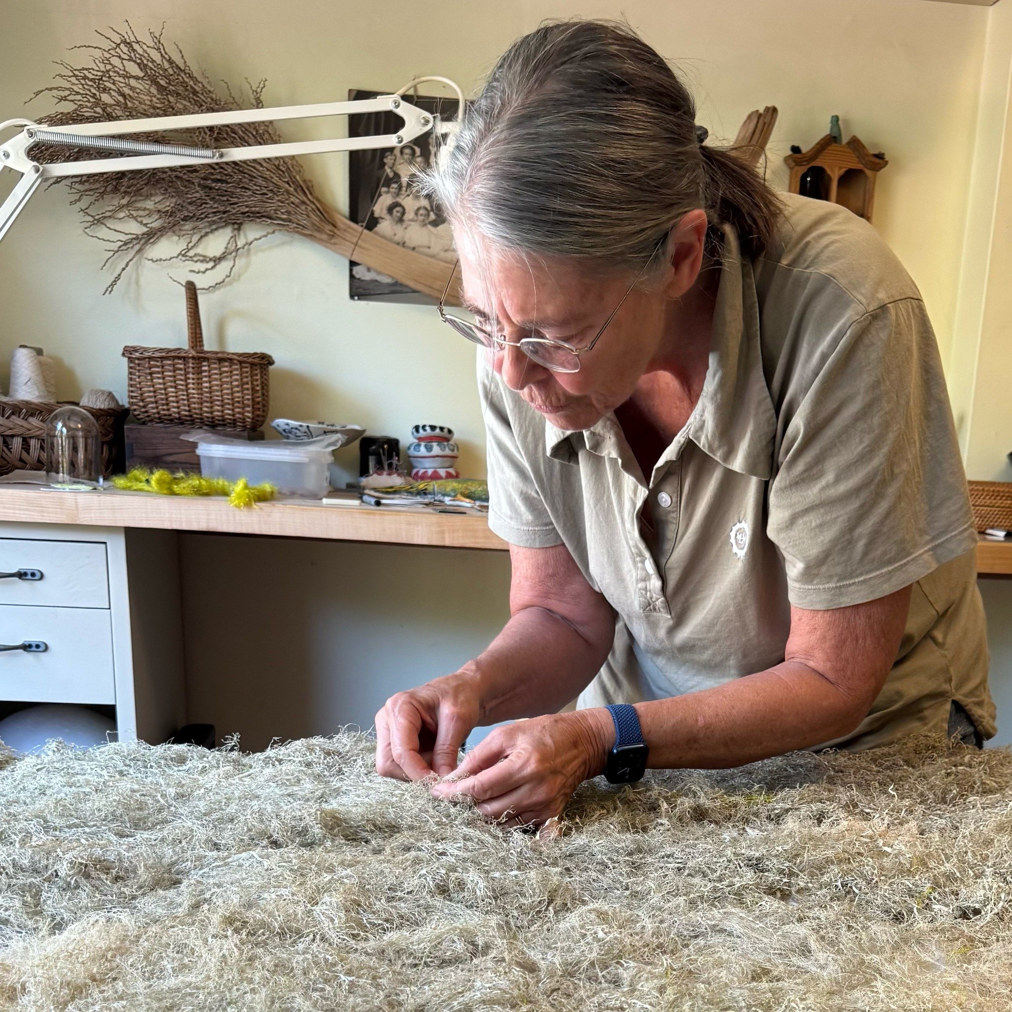 Here&rsquo;s a peek into how Sara created Shawl for Lolly Willowes
Her mail art is available for free in MEP's Library Arts Program now

As Sara puts it, &ldquo;needlework on plant fiber is an unusual, improvisational form.&rdquo; By stitching plant 