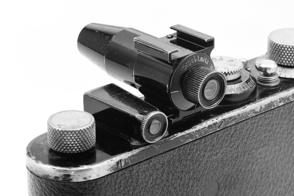 VISOR universal finder of 1931  mounted on a Leica C .jpg