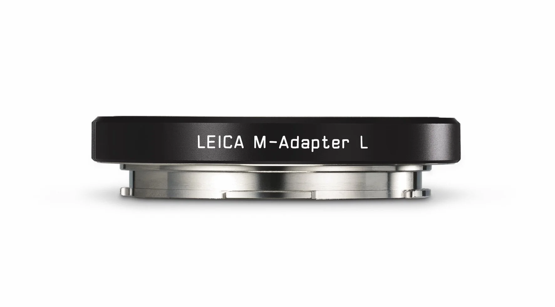 Leica M-Adapter L allows Leica users to mount Leica M lenses on L-mount cameras. Similar adapters will be avaiable for the Leica S4.jpg