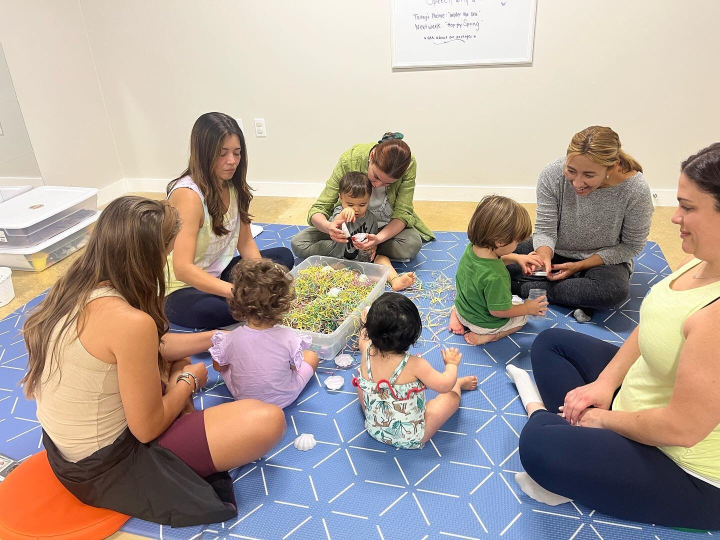 Fridays just got a whole lot better! 😍😃 

Our classes are open for Spring with weekly classes for children ages 6 months - 4 years old! 👏🏼 

✨ Classes are led by certified bilingual Speech Language Pathologists (which means we are trained to lead
