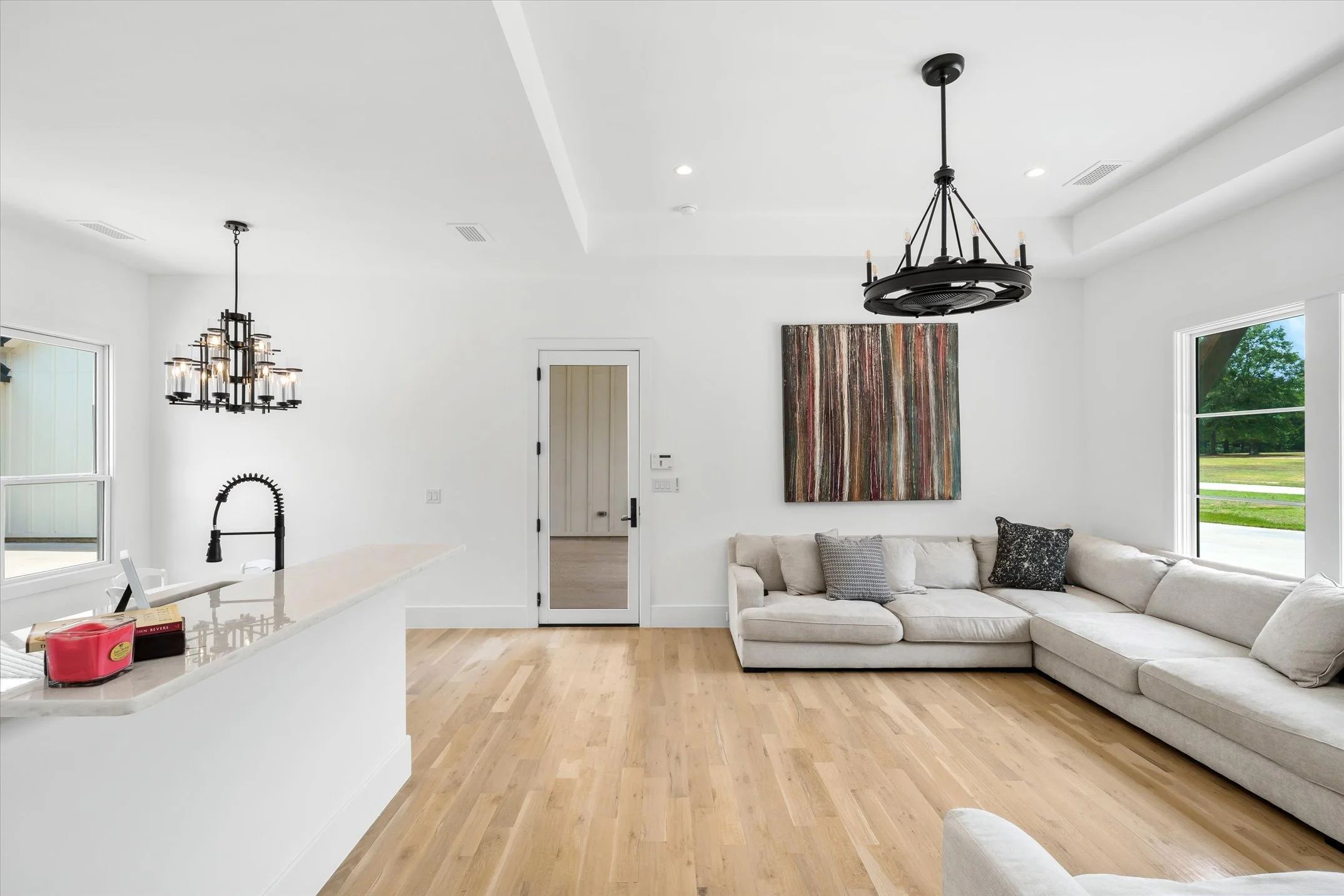136-12365 FM 859 Edgewood guest house-15.jpg