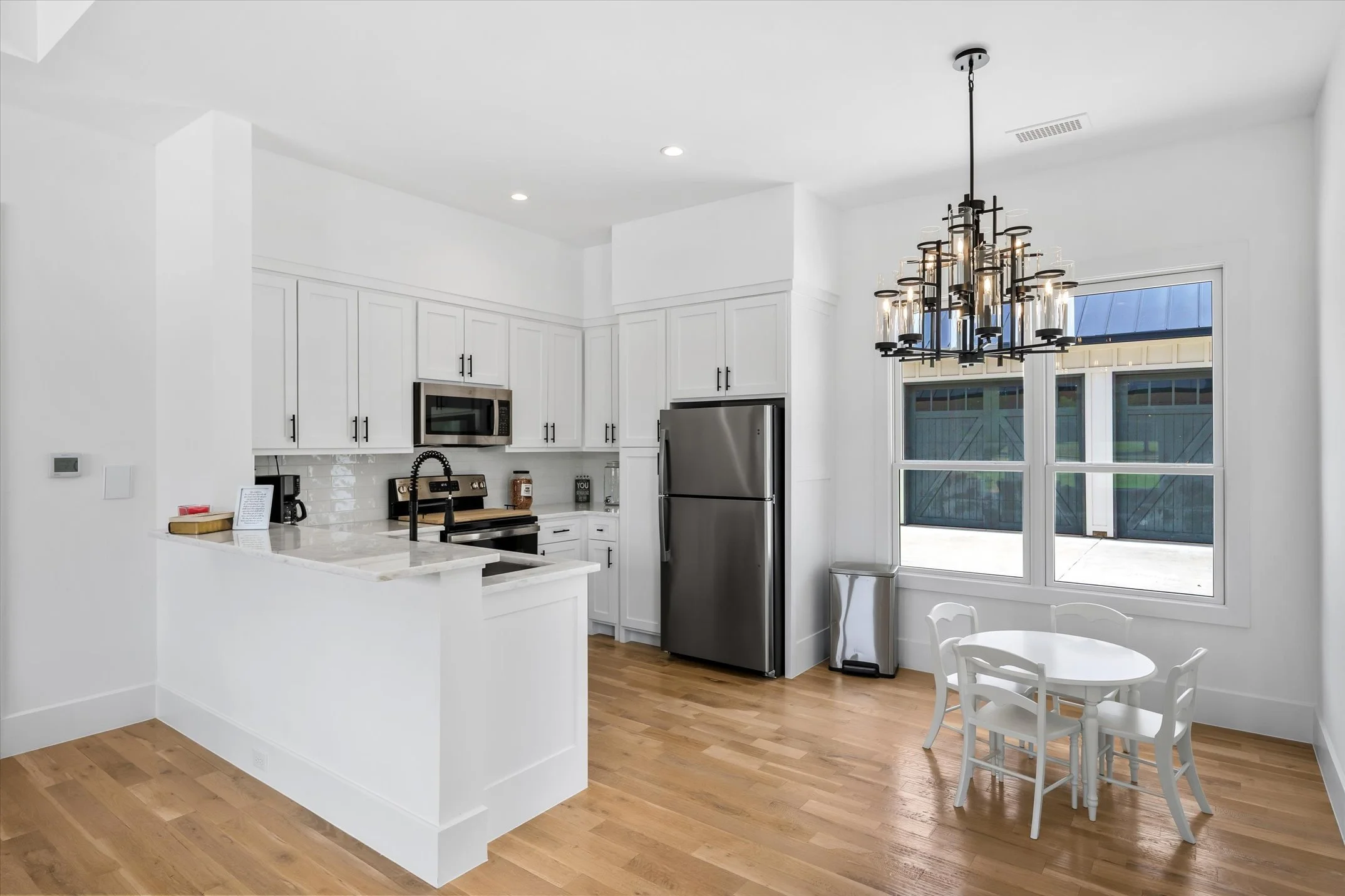 134-12365 FM 859 Edgewood guest house-11.jpg
