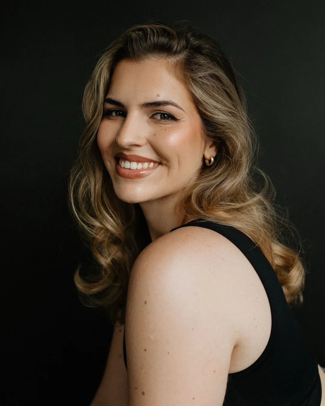 Portretovky pre @_sysa__ 😍🔥 
Muah @nikastruharova.makeup 
Photo @wixana
Studio @layer.visual.studio 

#portraitphotography #studiophotoshoot #bratislava
