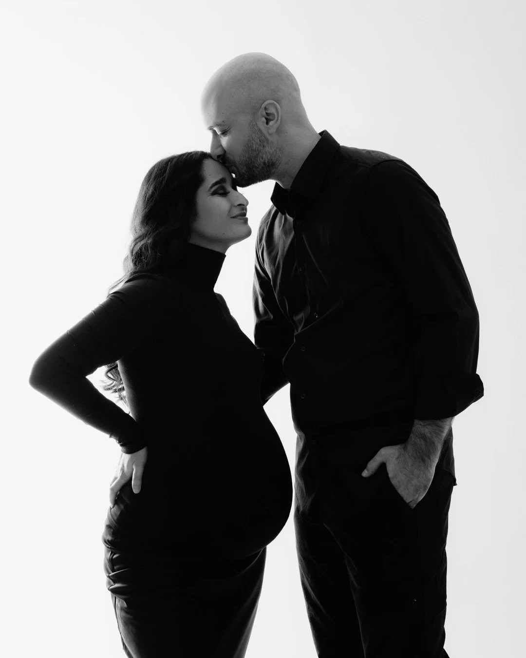 🐣 @rose_is_rozika &amp; @viqthor.v 

#pregnancyphotoshoot #tehotenskefoto #studioshoot
