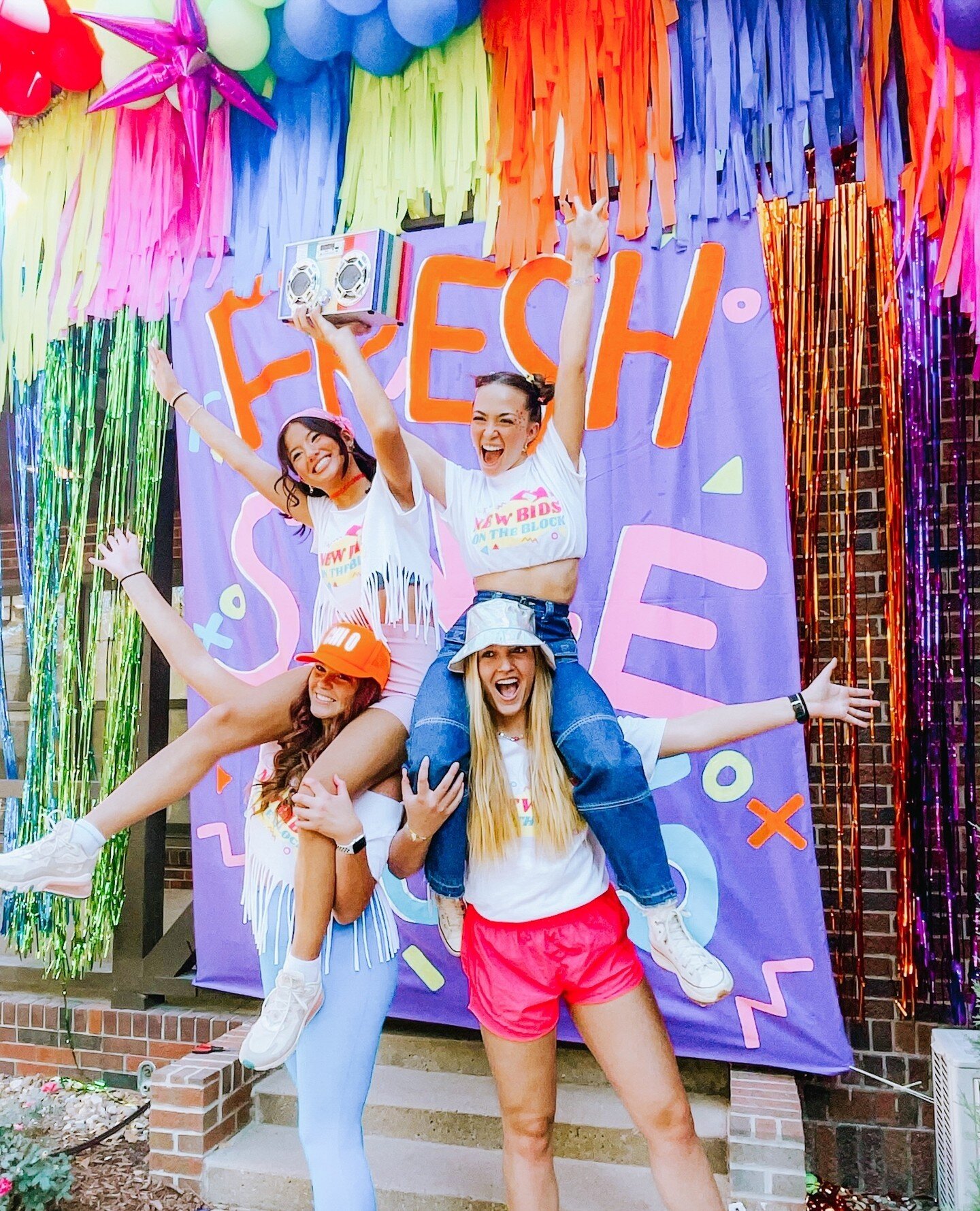 Hannah Montana said it best: "You'll always find your way back home." 💜🪩⁠
⁠
cHi OMEga cannot wait to welcome new members home next semester. Who have you made the best memories with on Bid Day? 🫶