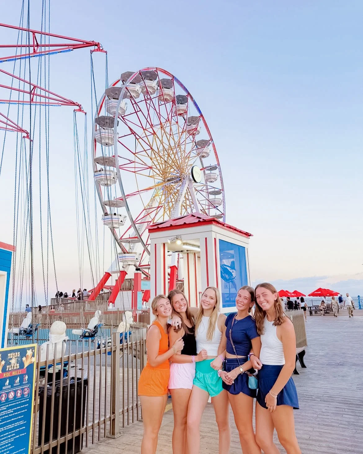 SaturDAY in the life of a Chi Omega! Whether you're exploring the farmer's market, stopping by the fair, or cozying up on the couch, the weekend is better with Sisters. Tag the Sister who makes every weekend brighter! ☀️