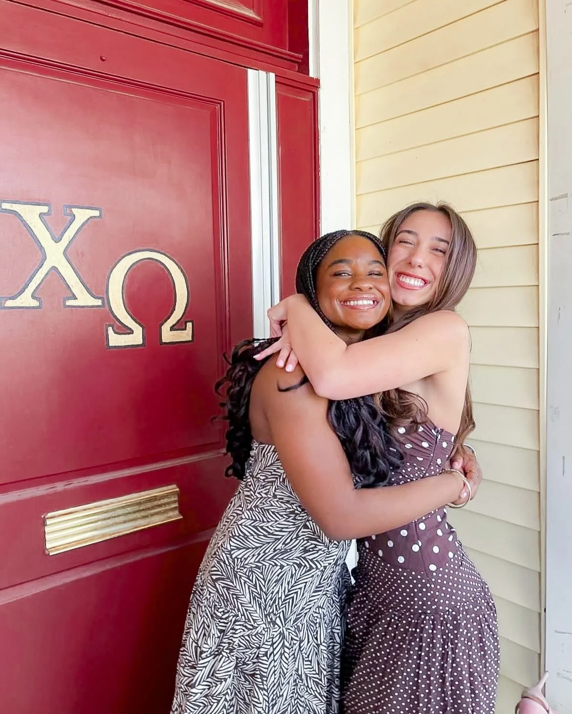 From work week to preference round, our spring recruiting chapters are hard at work as we get ready to welcome our 2026 new members! Show some love to a Sister who embodies our six purposes year-round 💌