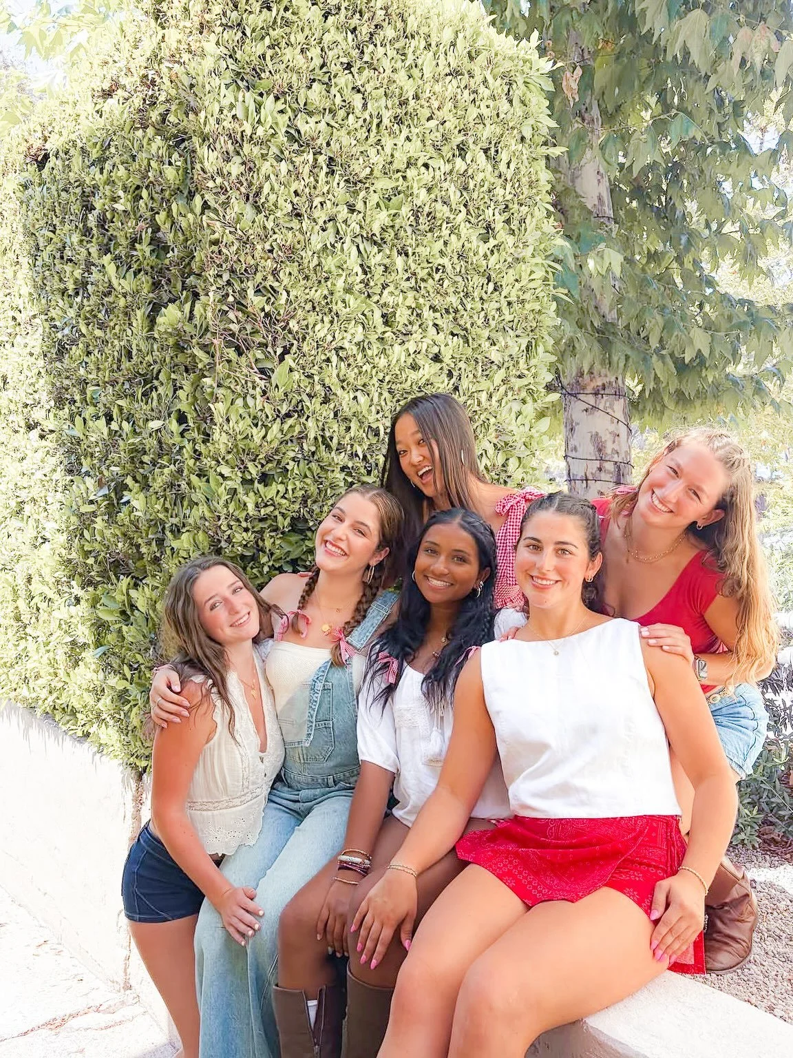 Today, we are grateful for our Sisterhood giving us incredible women to walk through life with. Happy World Gratitude Day! Tag a Sister you&rsquo;re thankful for 🌎❤️