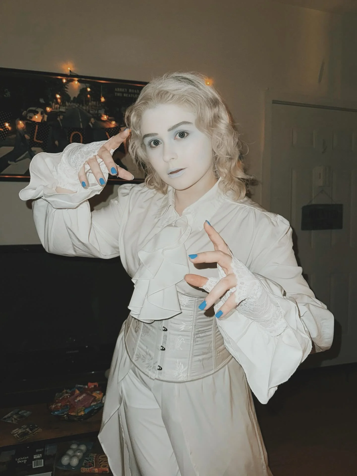 if I was haunting you would you be scared be honest👻