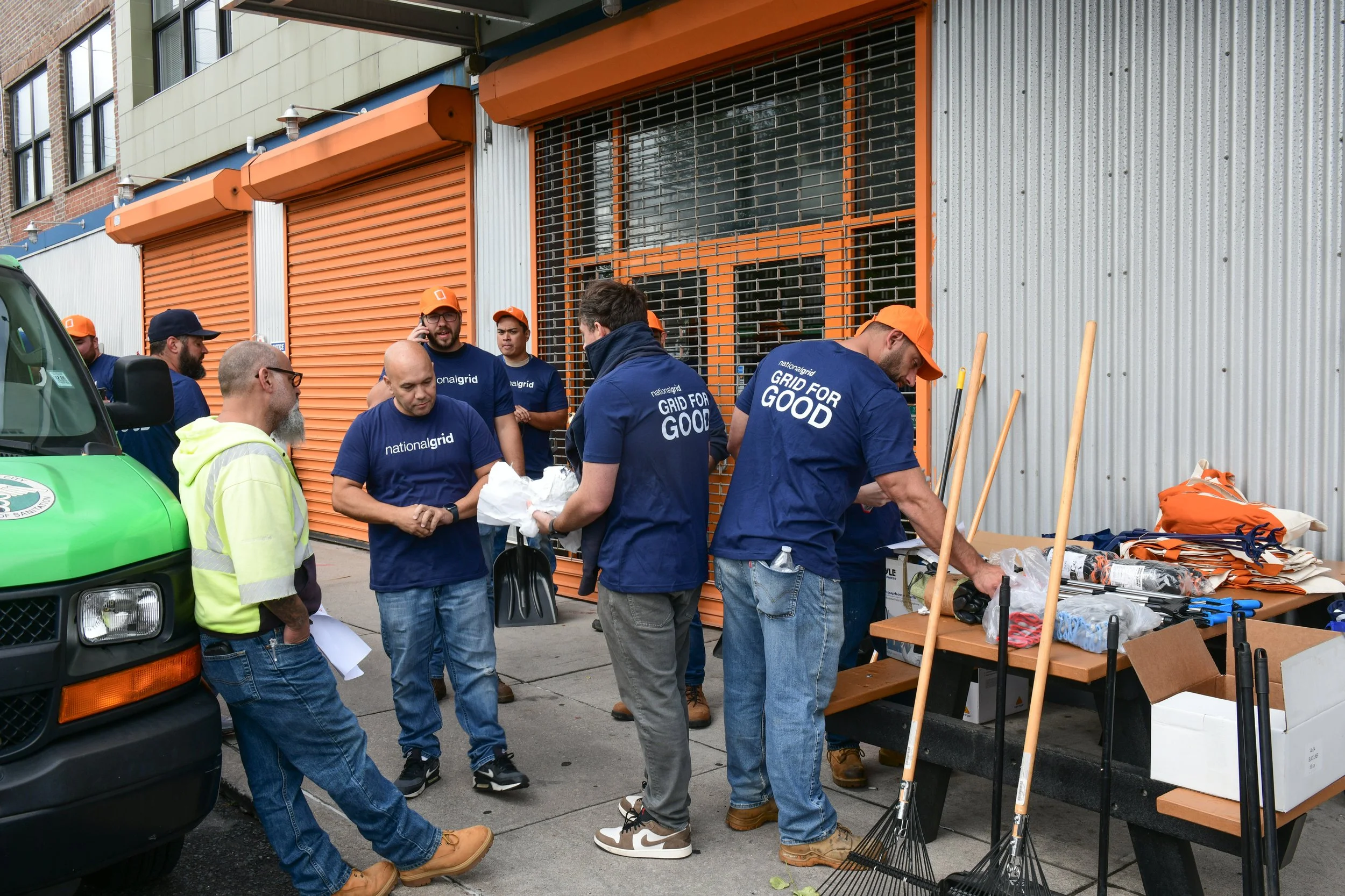 Bay St Clean Up (24 of 128).jpg