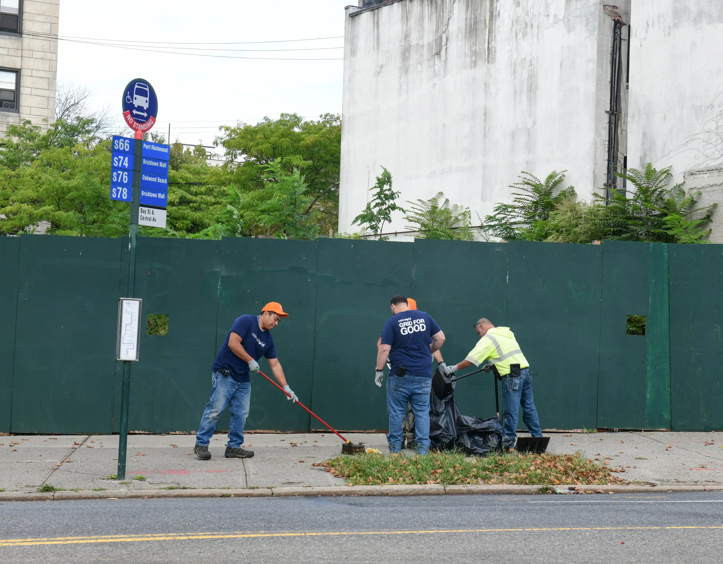 Bay St Clean Up (79 of 128).jpg