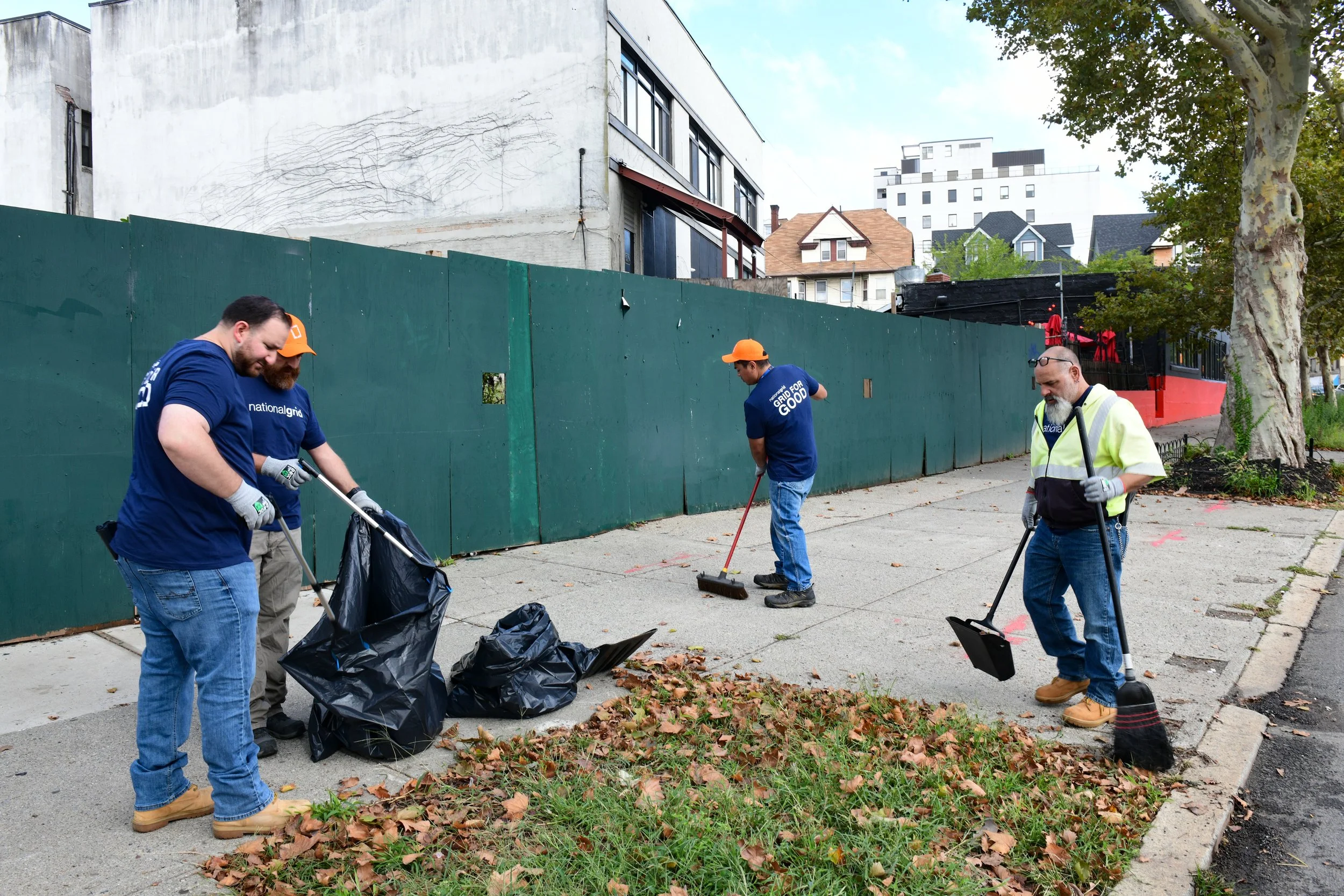 Bay St Clean Up (84 of 128).jpg