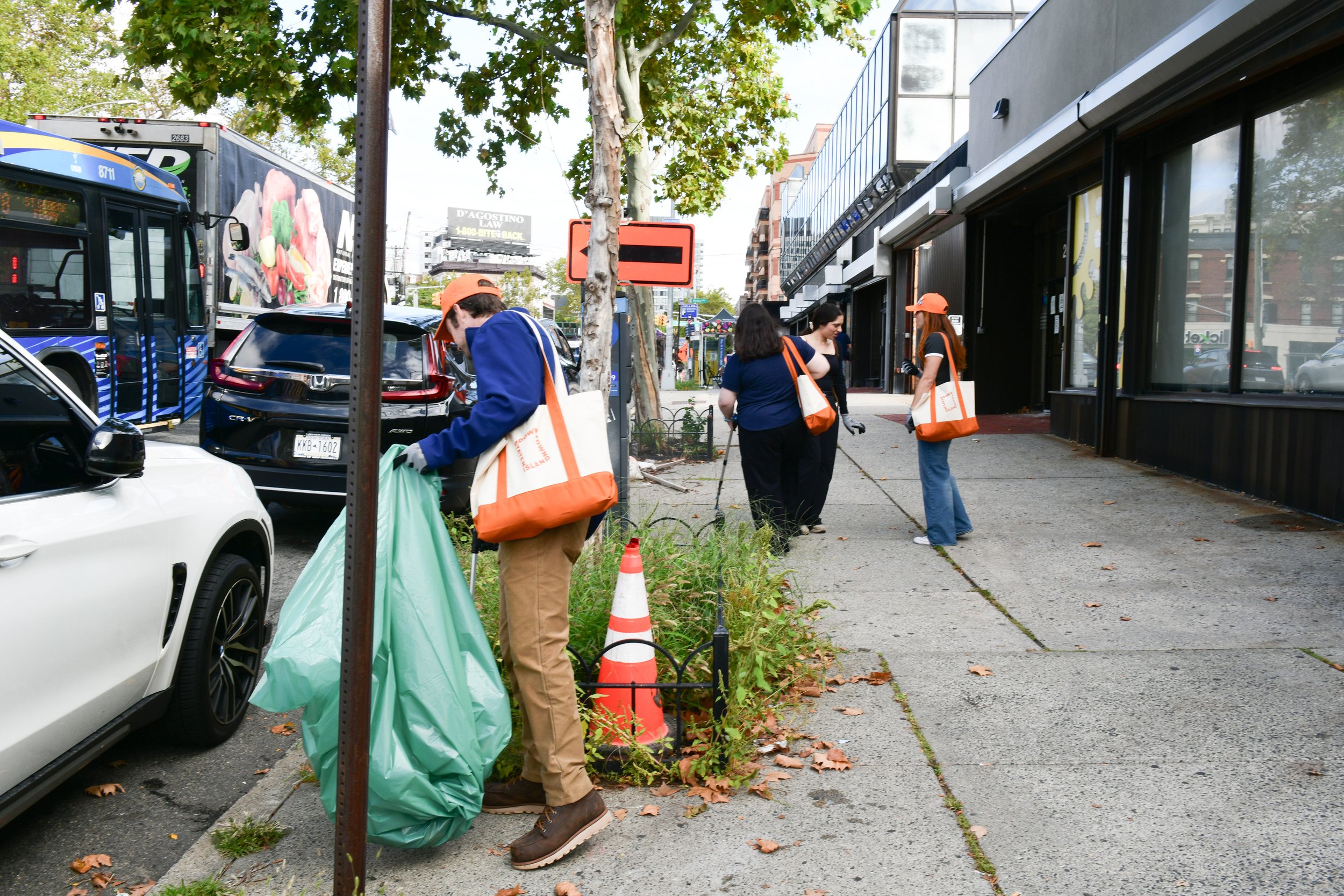 Bay St Clean Up (89 of 128).jpg