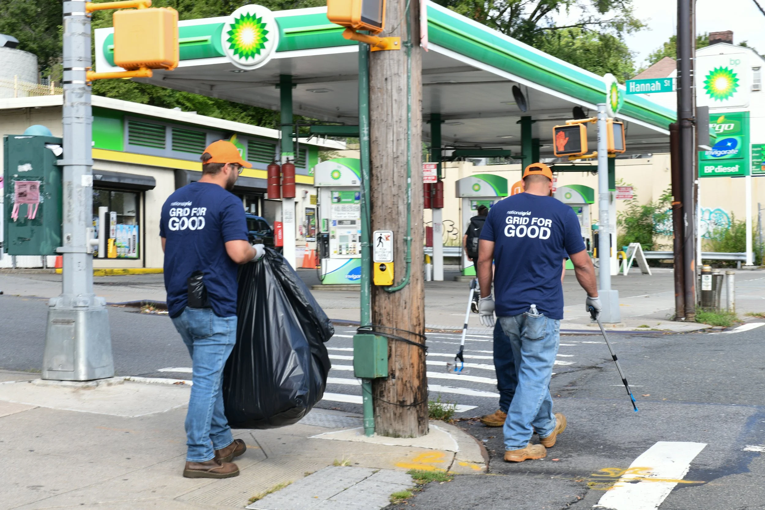 Bay St Clean Up (95 of 128).jpg