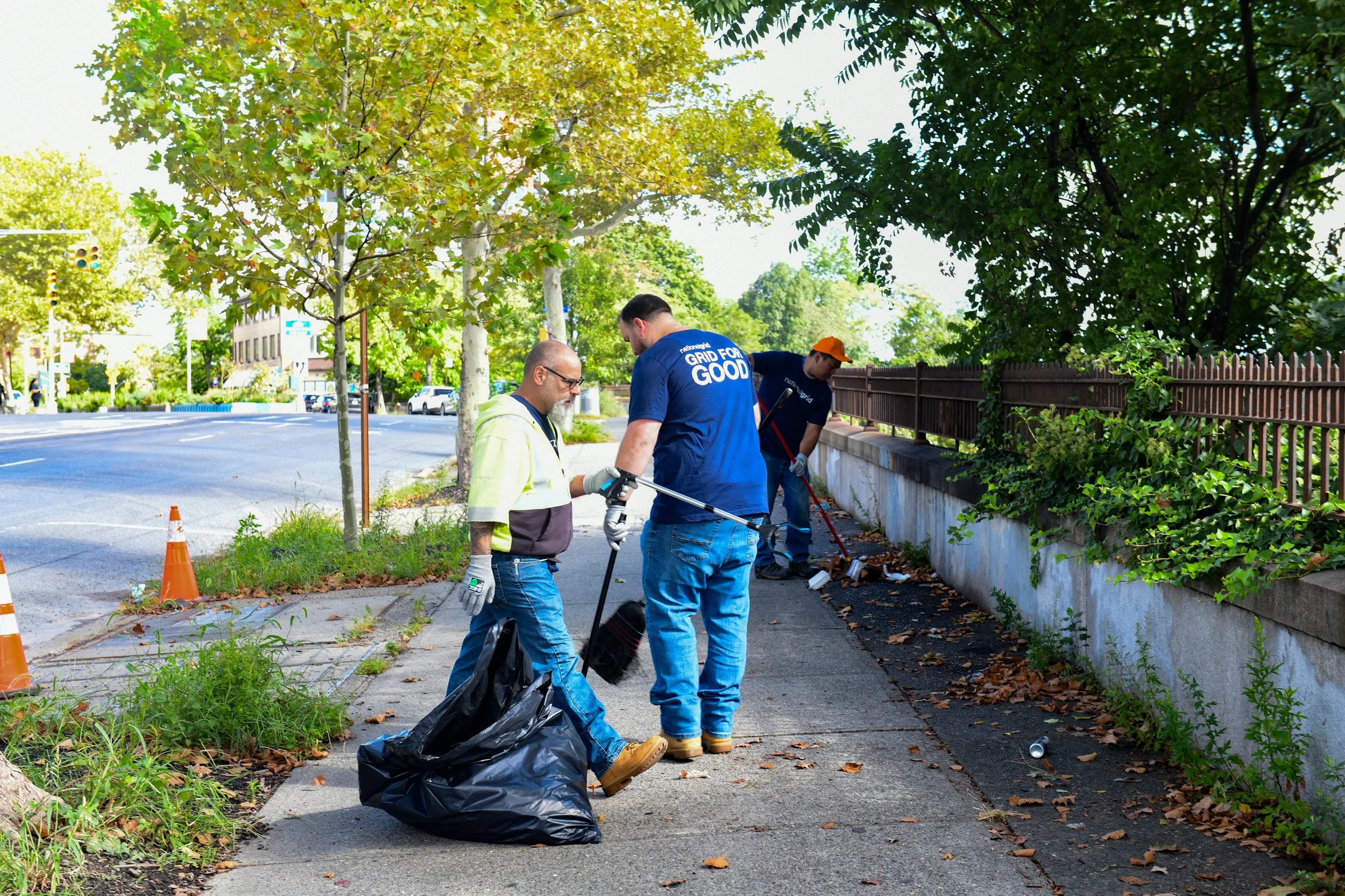Bay St Clean Up (102 of 128).jpg