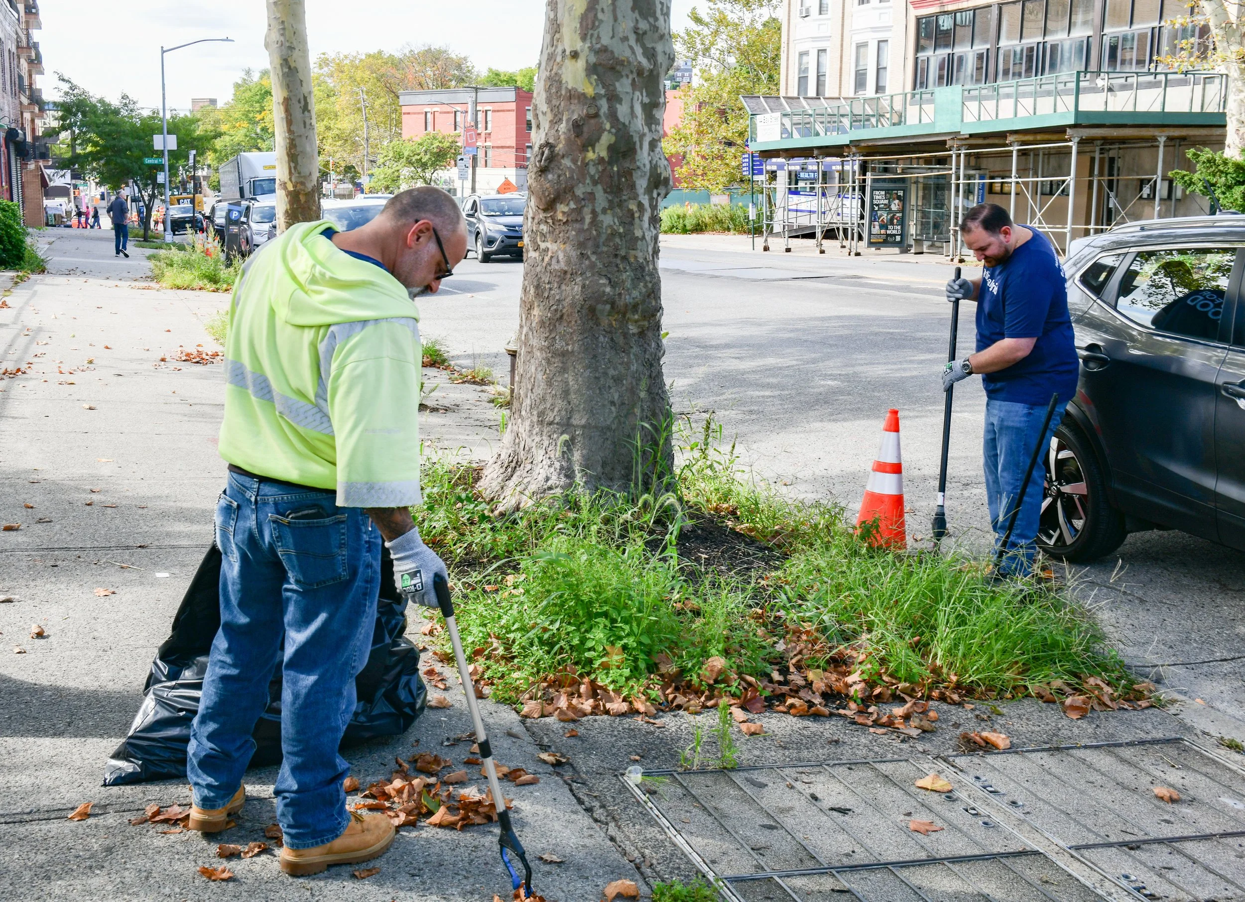 Bay St Clean Up (107 of 128).jpg