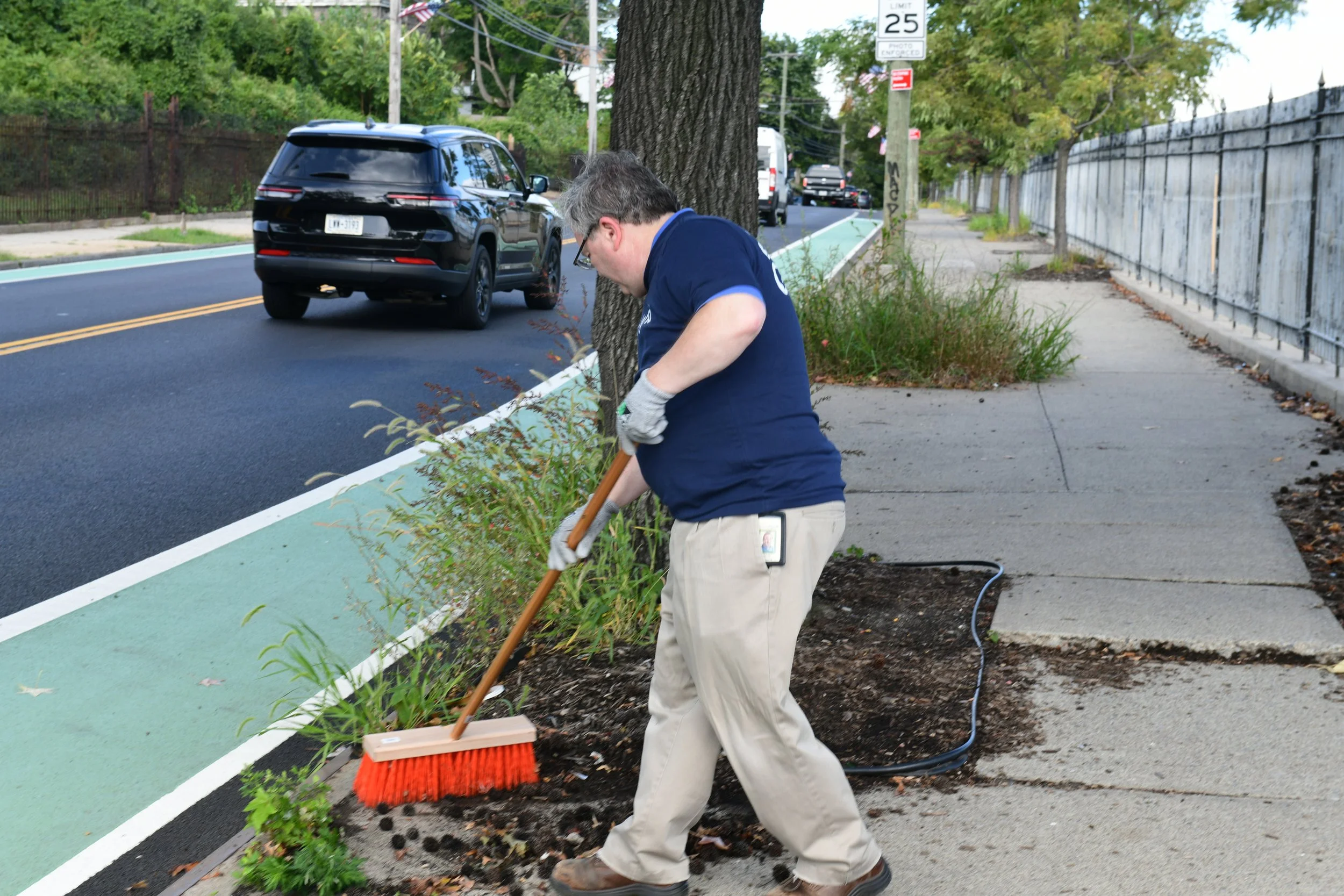 Bay St Clean Up (121 of 128).jpg