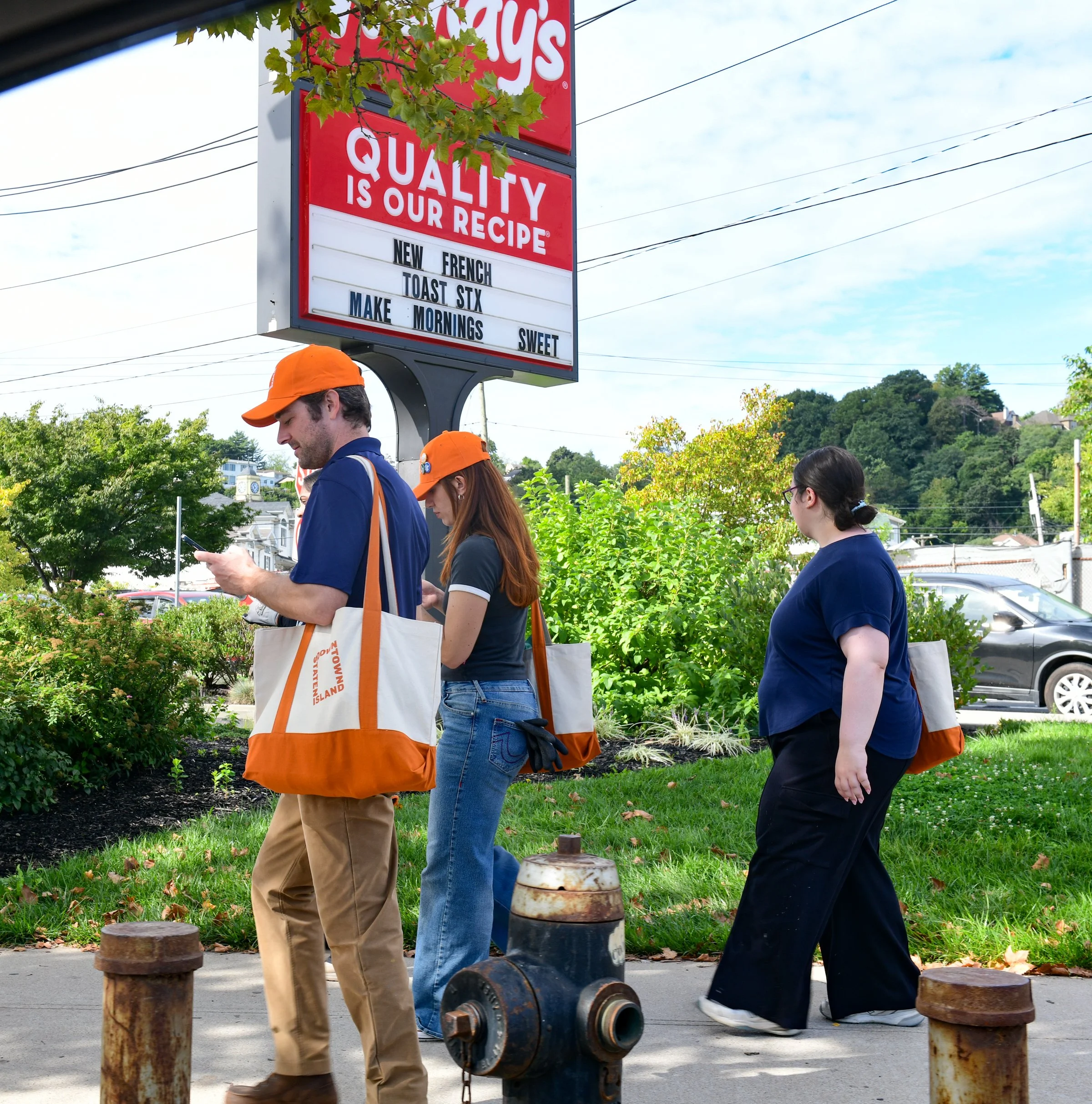 Bay St Clean Up (126 of 128).jpg