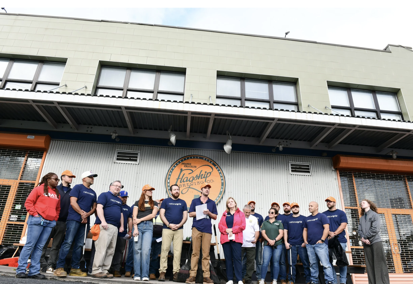Staten Island Chamber Joins National Grid for Downtown Cleanup