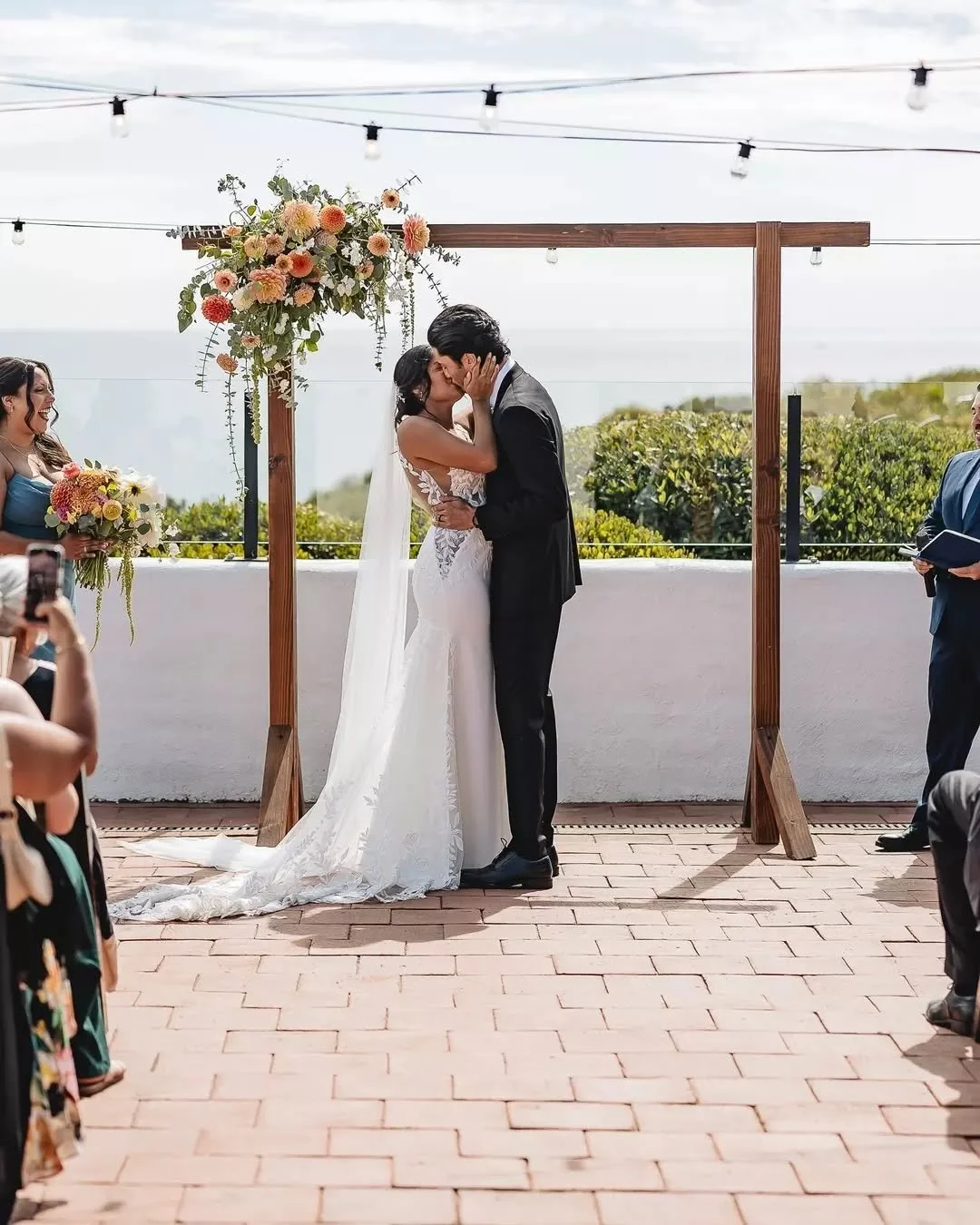 First Kiss as Husband and wife
@_jadetaibi
.
.
.
Venue: @schistoriccottage 
Wedding Planner: @miya_kay_events 
Day of Coordination: @lexi_cc_collective
Photo/Video: @shorelineweddings
Florist: @collectedwithlove 
DJ/Entertainment: @dj.alert 
Hair: @k
