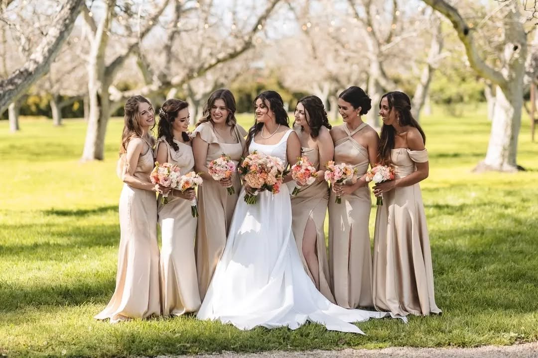 Katarina and the girls&nbsp;
@katarina.bradford
.
.
.
Planner: @at.event.pro
Officiant: Pastor Rex
DJ &amp; Entertainment: @gtzentertainment, @djdivine
Photo + Video: @shorelineweddings
Florist: @simivalley.alohaflowers
Beauty: @glambyeditha

Photos 