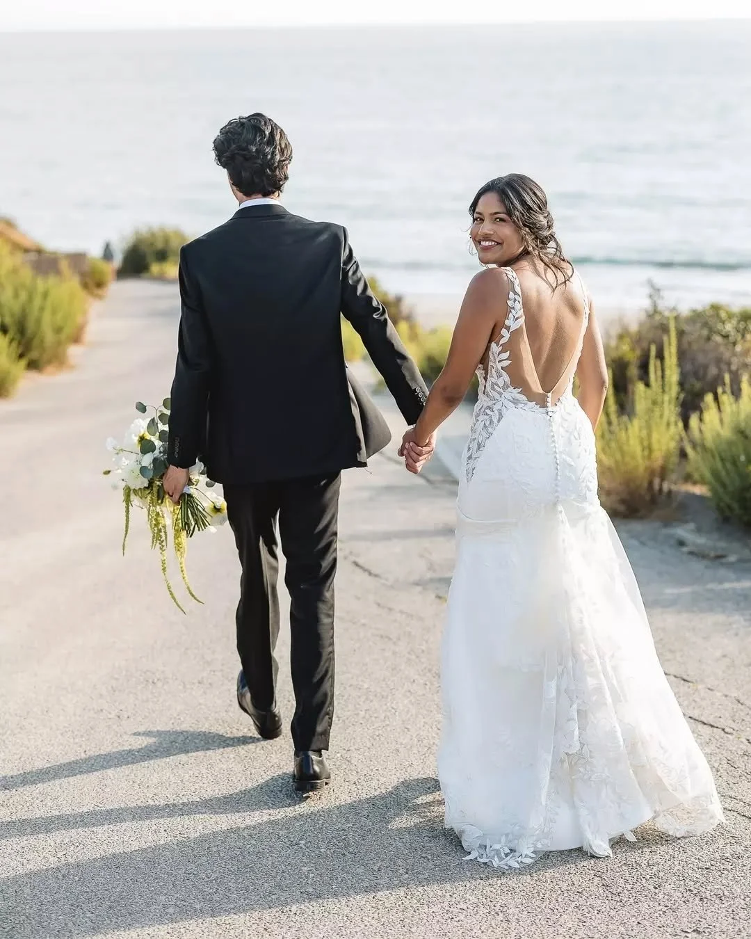 Jade and Jordon
@_jadetaibi
.
.
.
Venue: @schistoriccottage
Wedding Planner: @miya_kay_events
Day of Coordination: @lexi_cc_collective
Photo/Video: @shorelineweddings
Florist: @collectedwithlove
DJ/Entertainment: @dj.alert
Hair: @kendallopez
Makeup: 